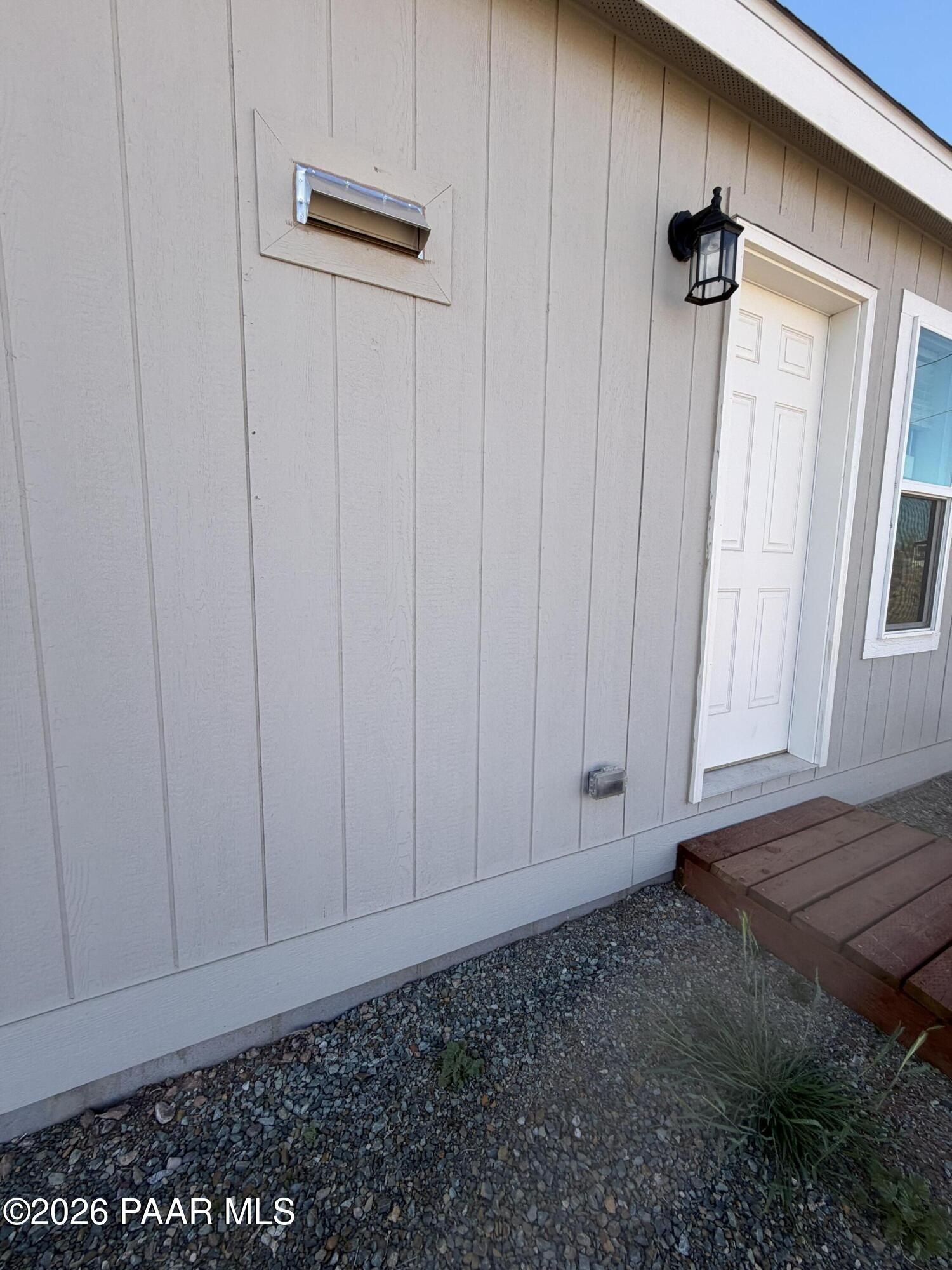 400 W Venice Way. Paulden, AZ 86334