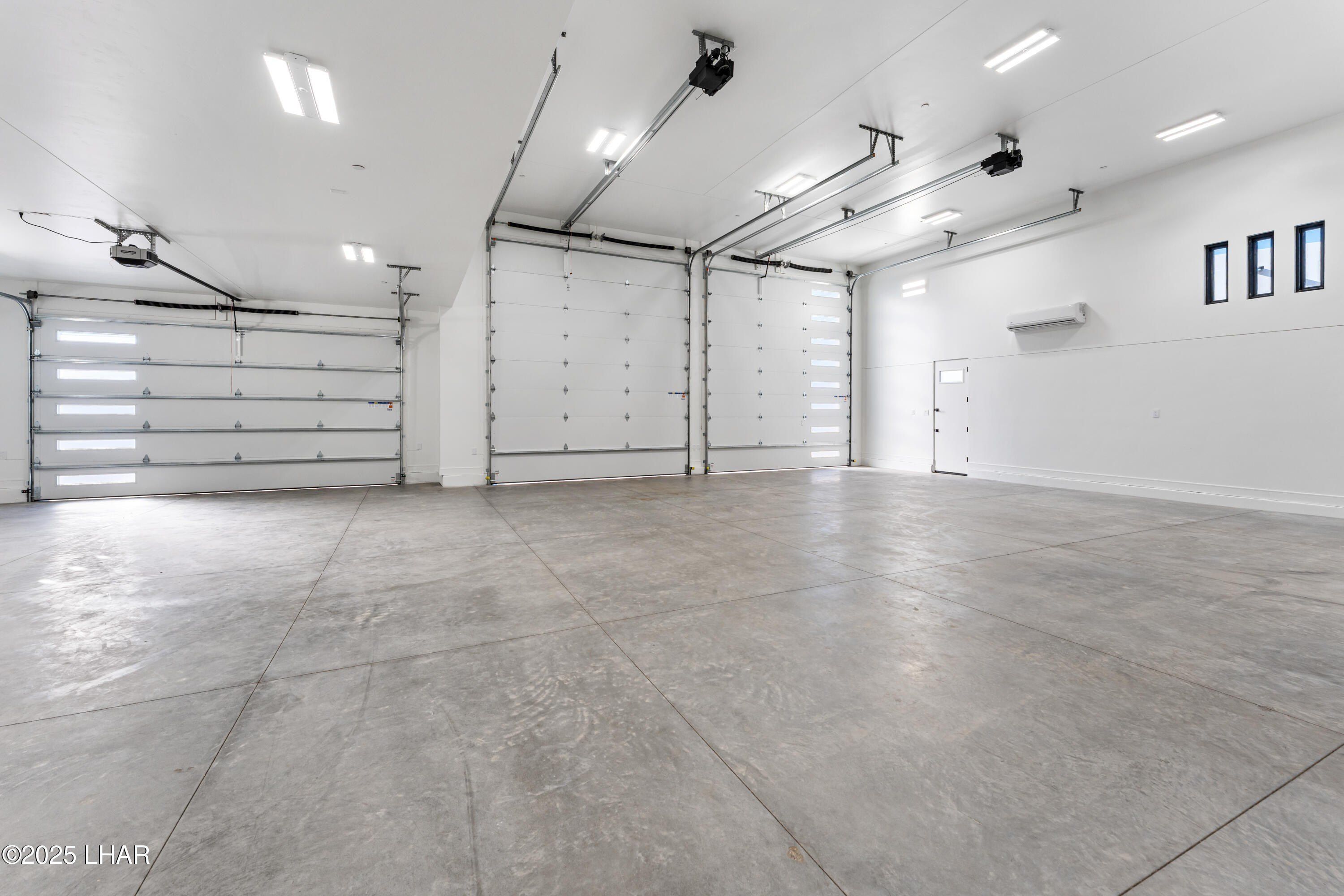 6295 Avienda De Las Colinas. Lake Havasu City, AZ 86406