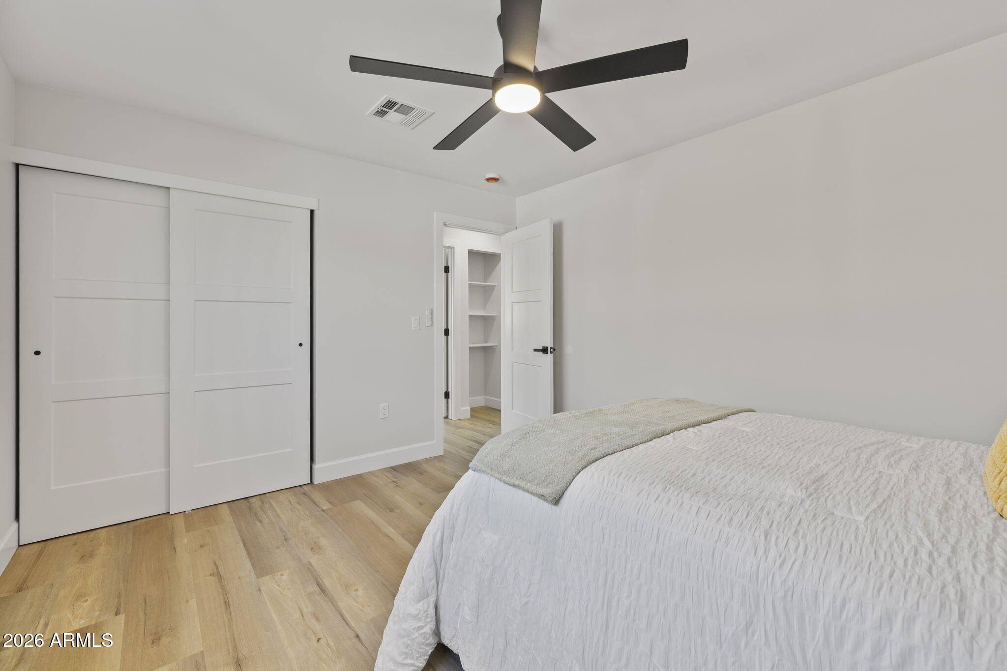 8632 E Highland Avenue. Scottsdale, AZ 85251