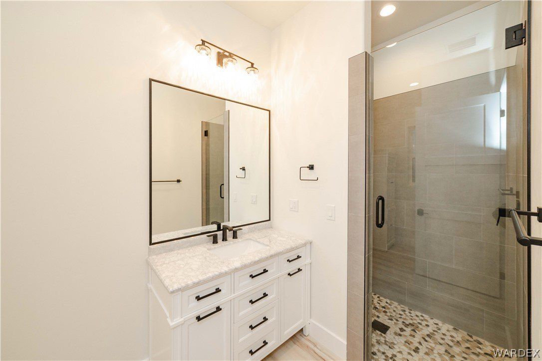 2393 Iroquois Drive. Kingman, AZ 86401