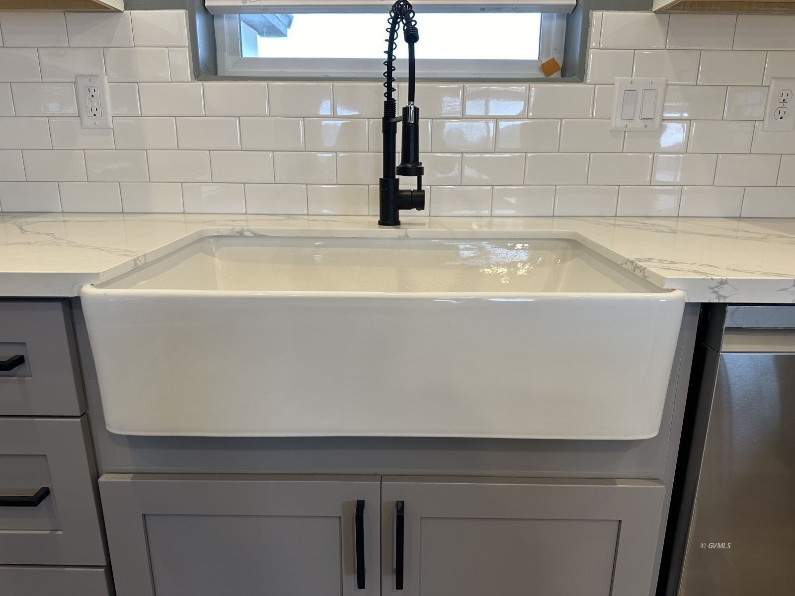 121 E Montana Way. Safford, AZ 85546