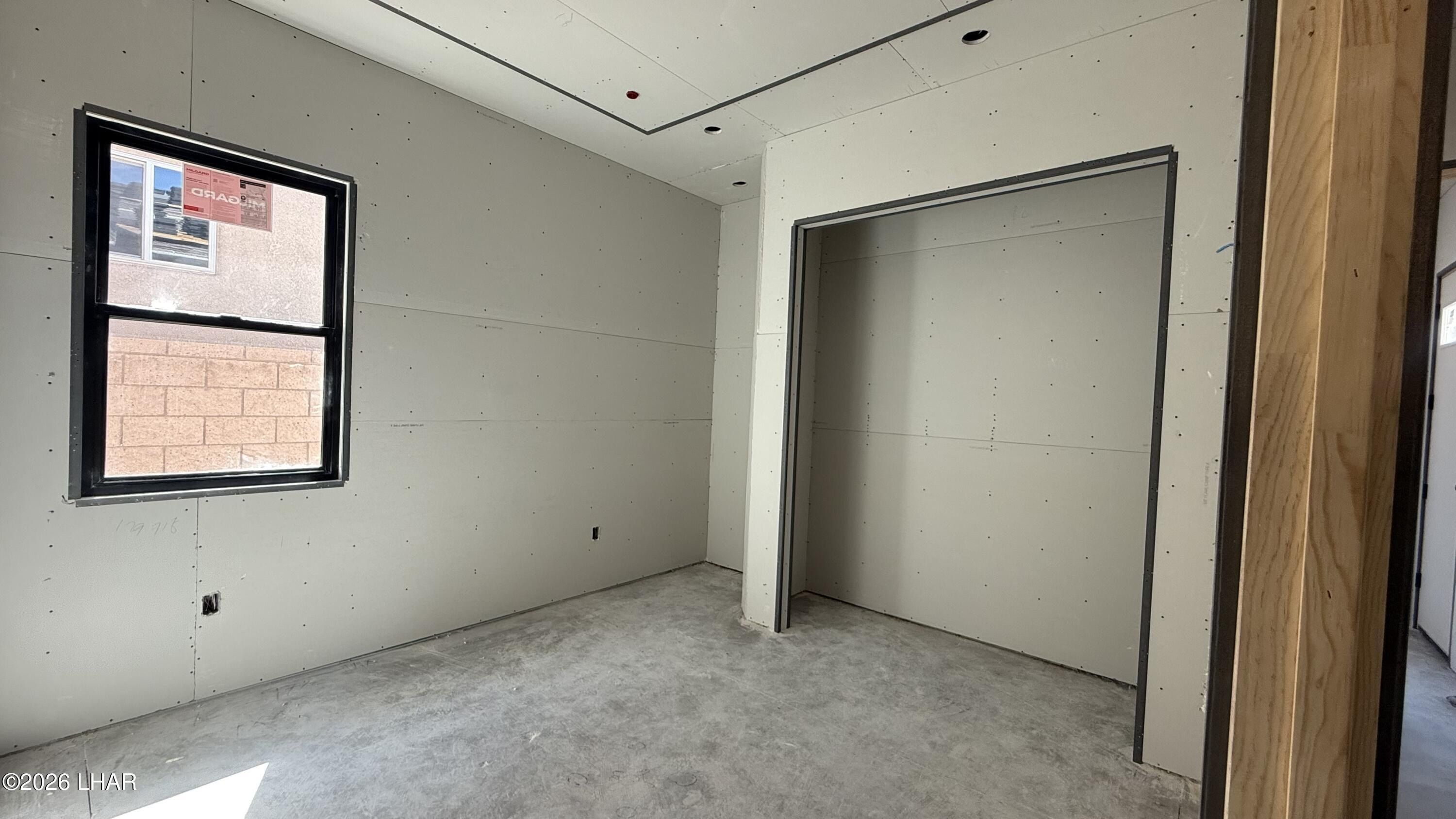 6873 Avienda De Los Foothills. Lake Havasu City, AZ 86406