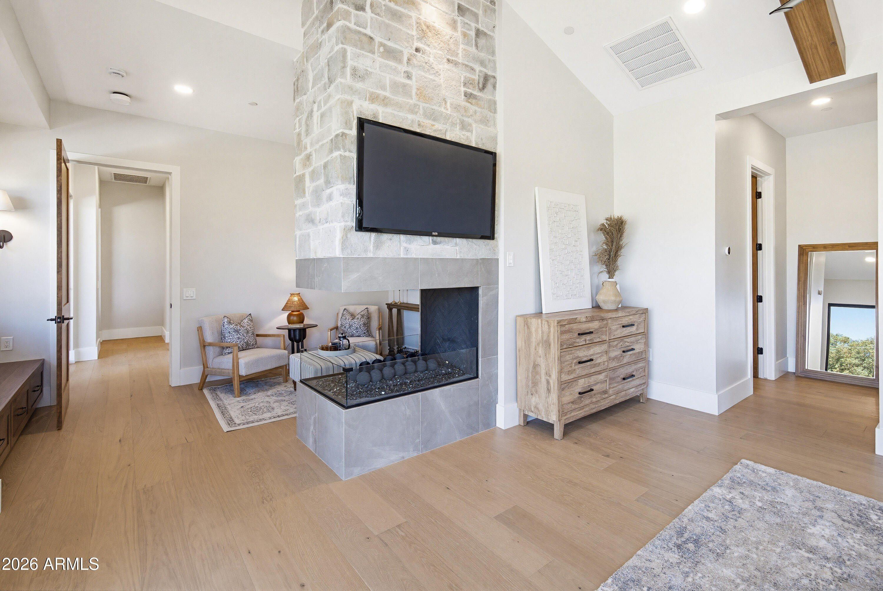 11602 N 70Th Place. Scottsdale, AZ 85254