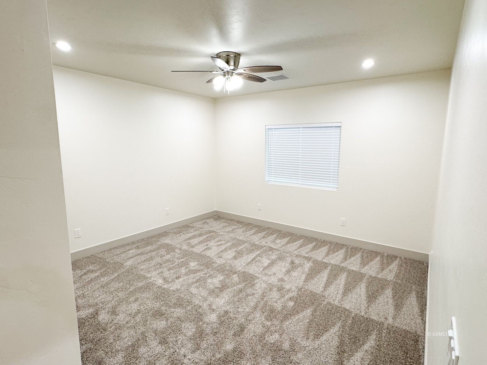 480 W 220 S. Pima, AZ 85543