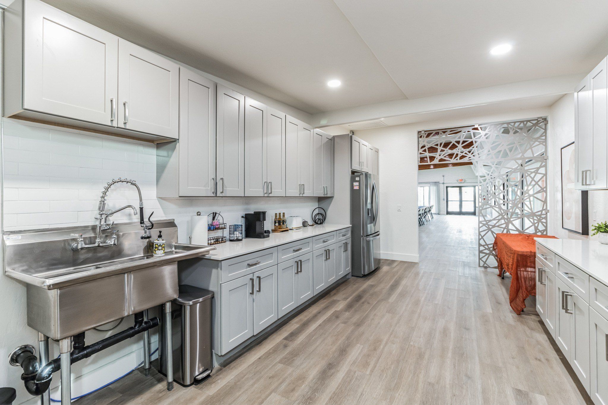 10810 N 91St Ave. Peoria, AZ 85345