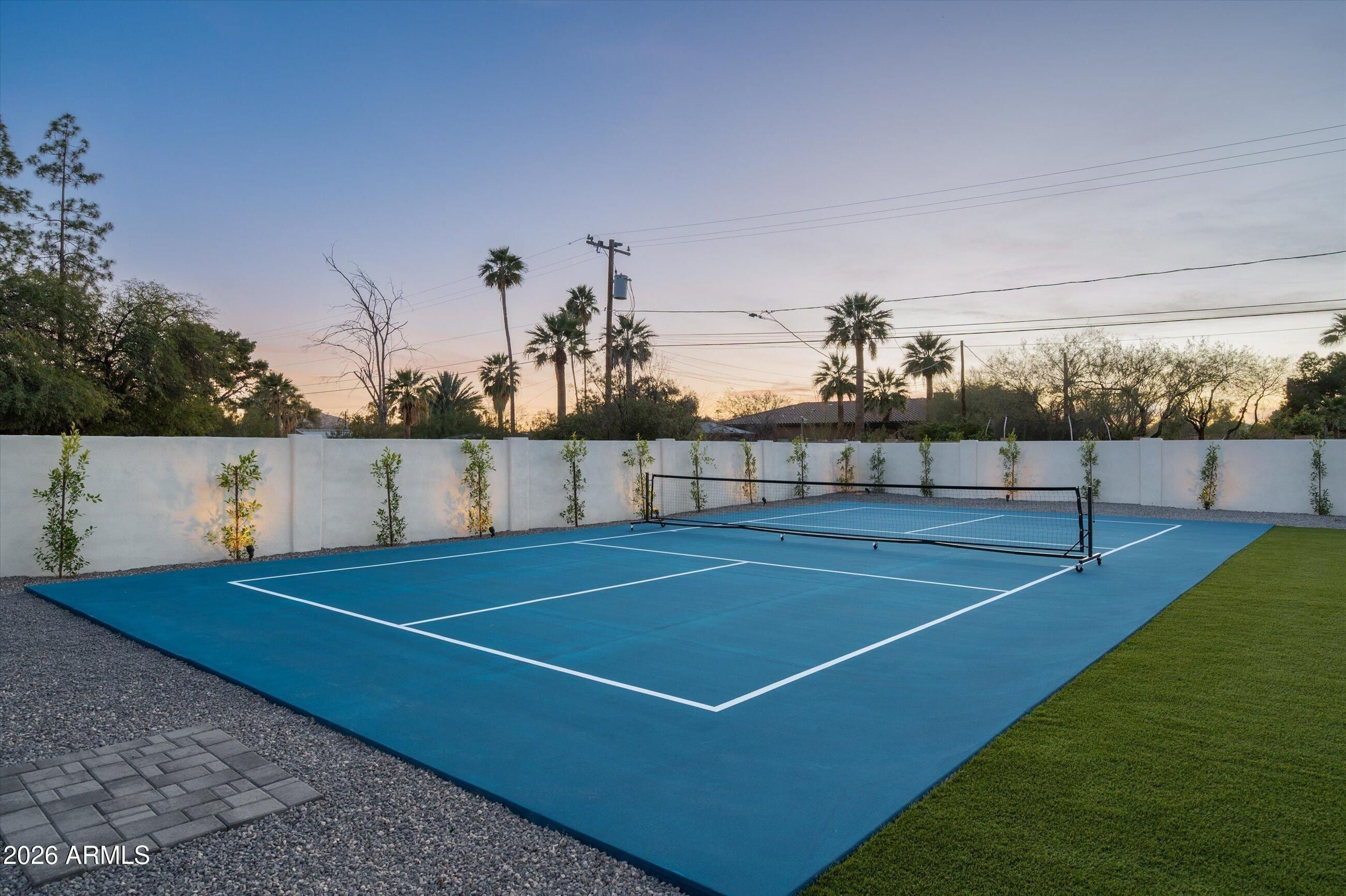 7121 E Larkspur Drive. Scottsdale, AZ 85254