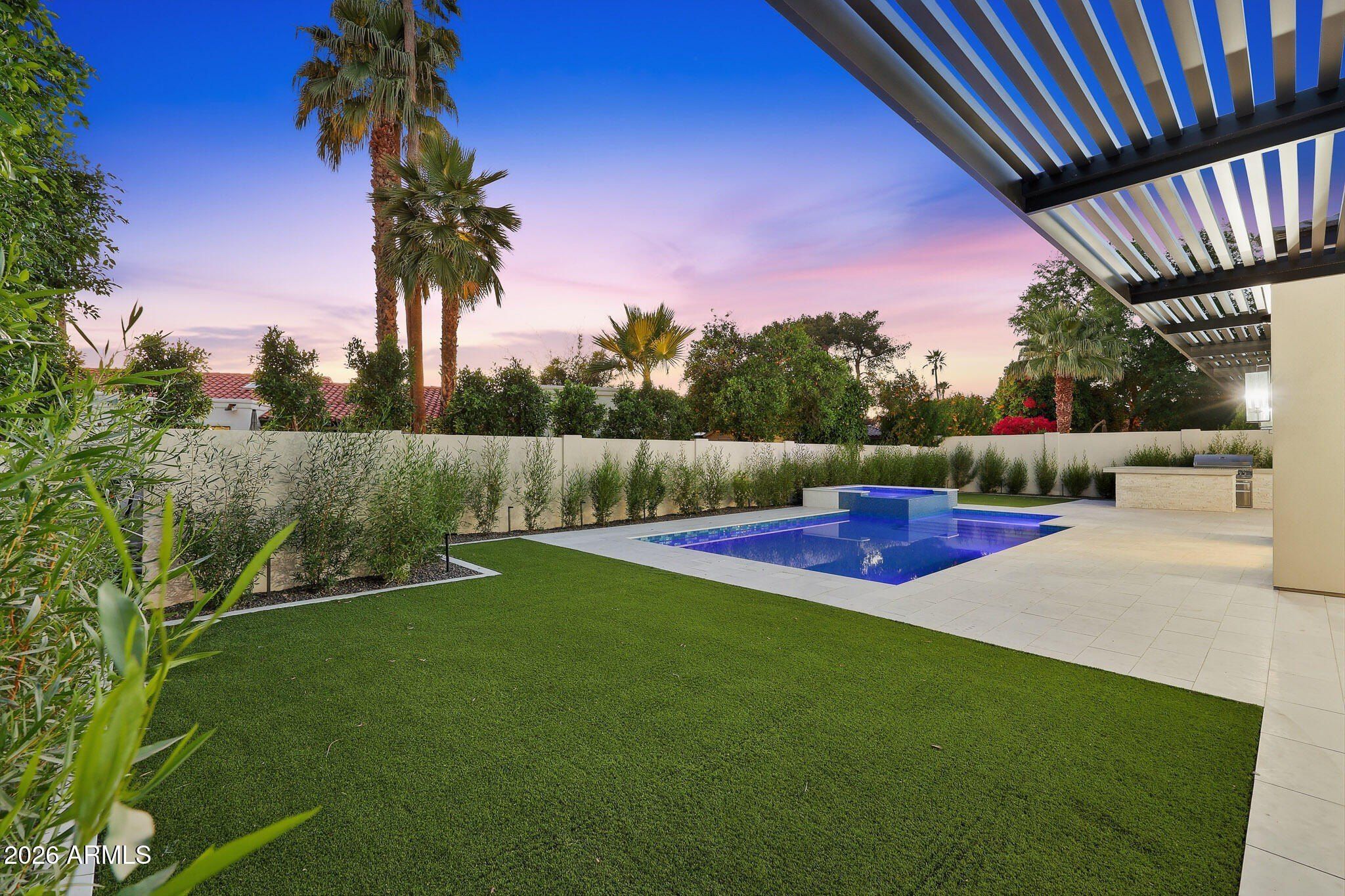 10318 N 99Th Street. Scottsdale, AZ 85258