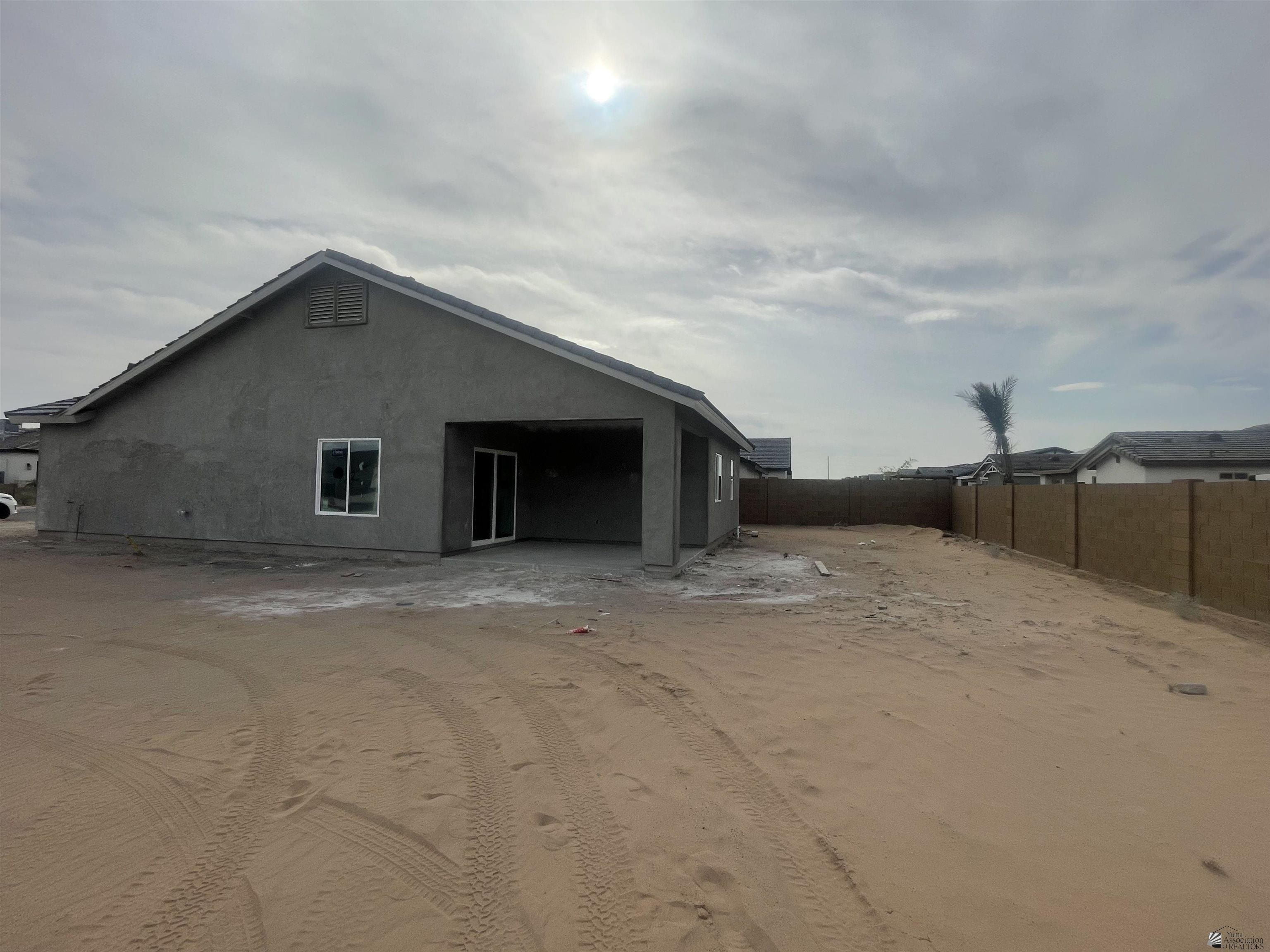 7970 E 35 St. Yuma, AZ 85365