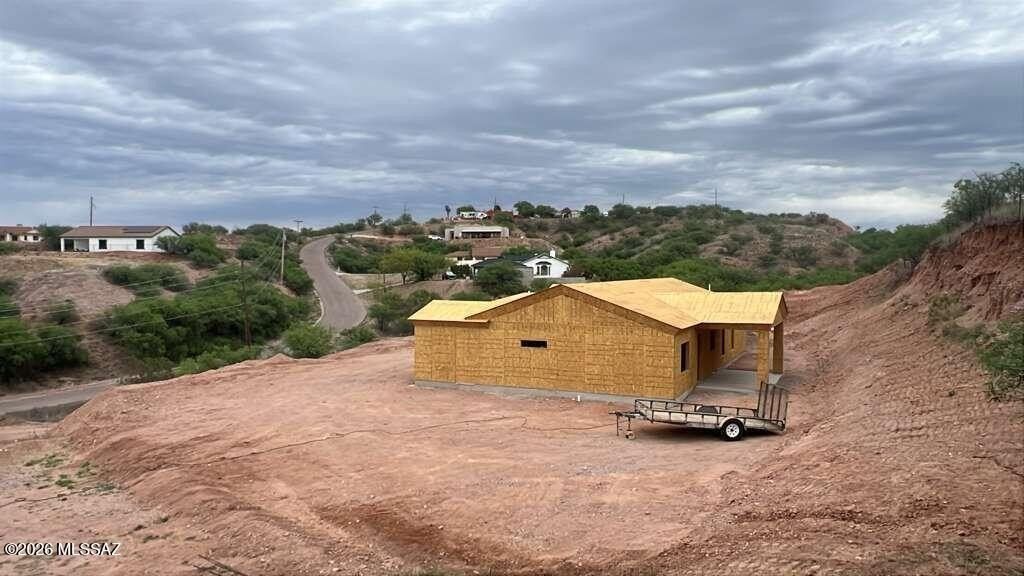 889 Via Puebla. Rio Rico, AZ 85648