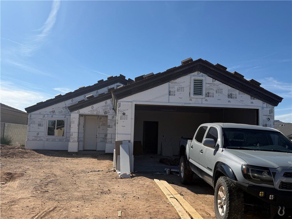 3586 N Pearl. Kingman, AZ 86409