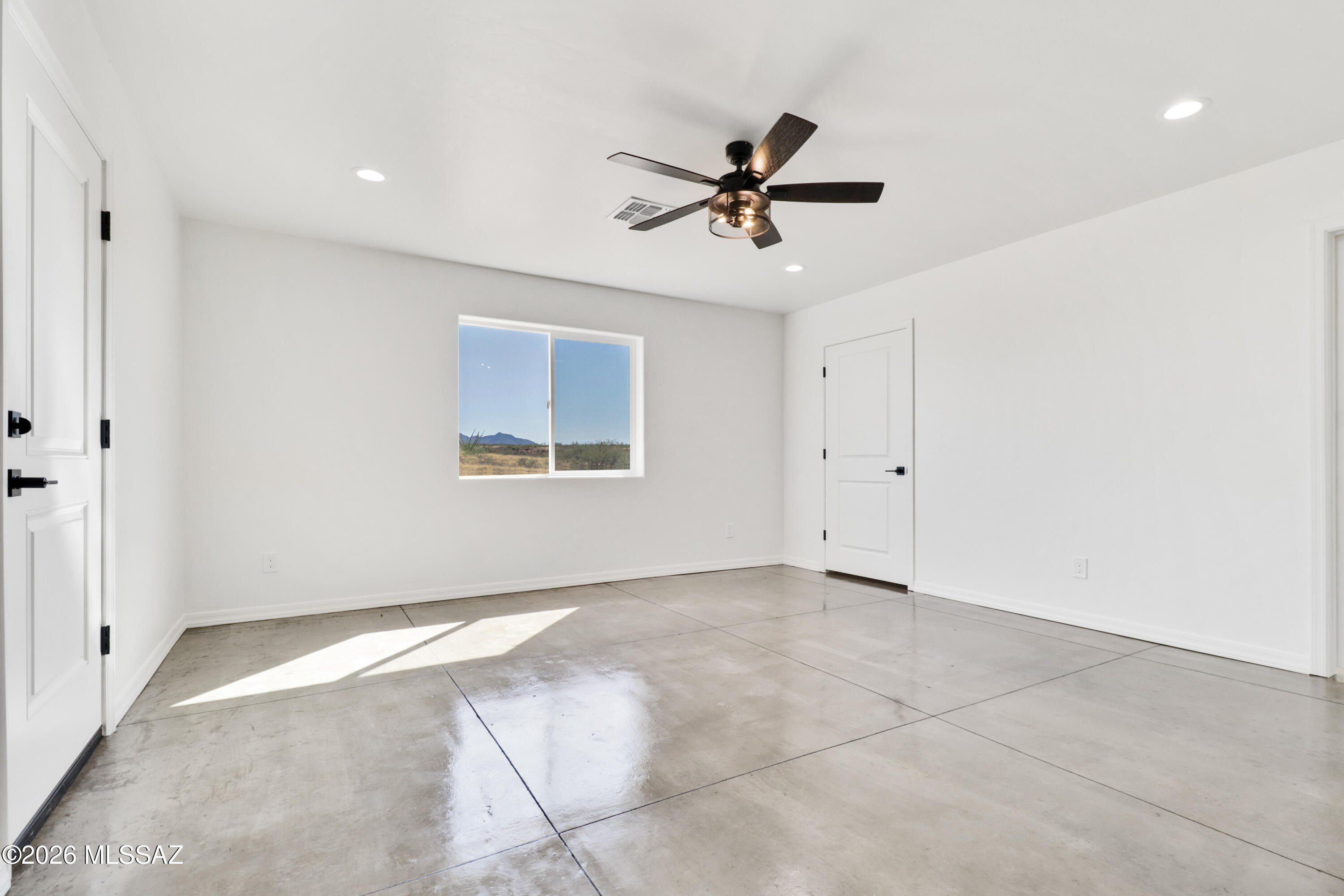1346 S Wild Burro Trail. Benson, AZ 85602