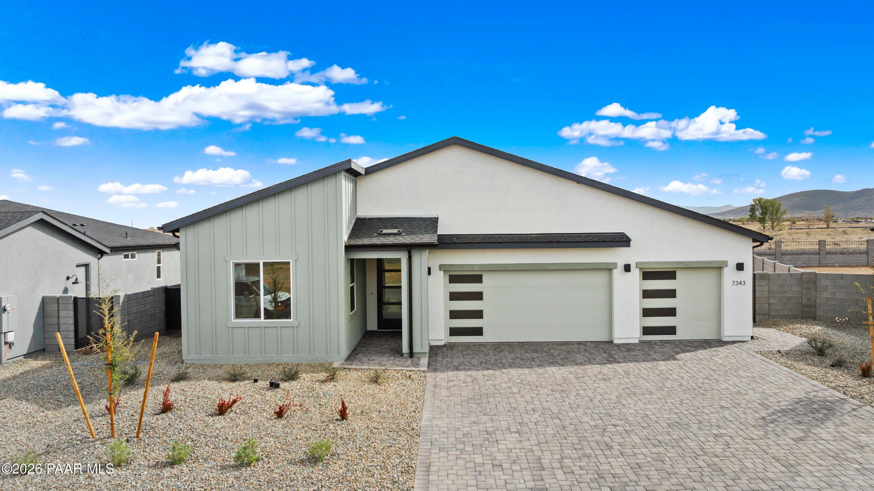 7343 E Bison Lane. Prescott Valley, AZ 86314