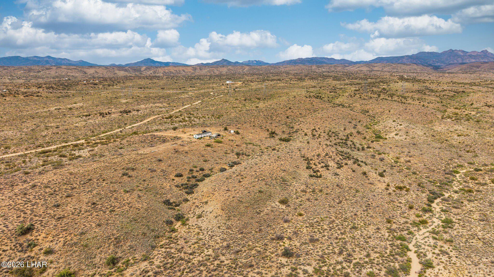 11937 E Cats Claw Trl. Kingman, AZ 86401