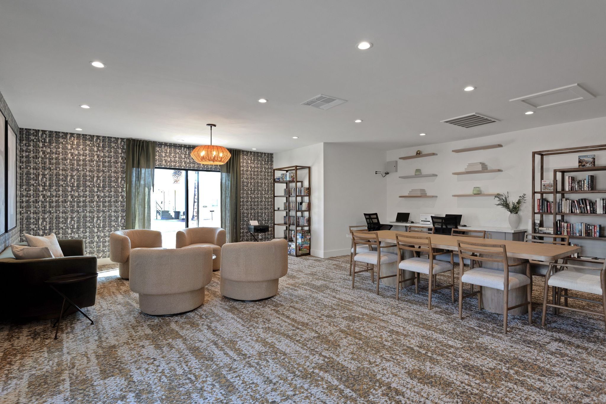 2050 W Dunlap Ave. Phoenix, AZ 85021