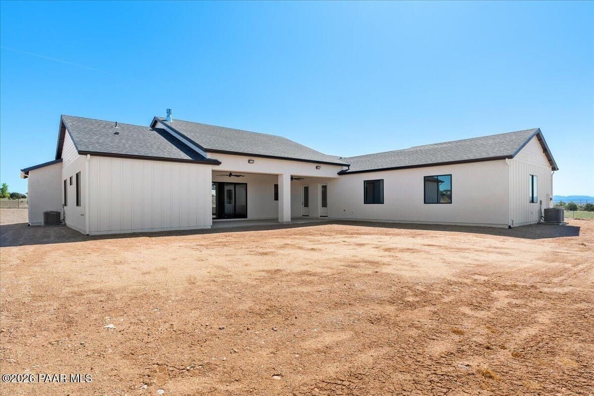1170 E Cougar Ridge Road. Paulden, AZ 86334