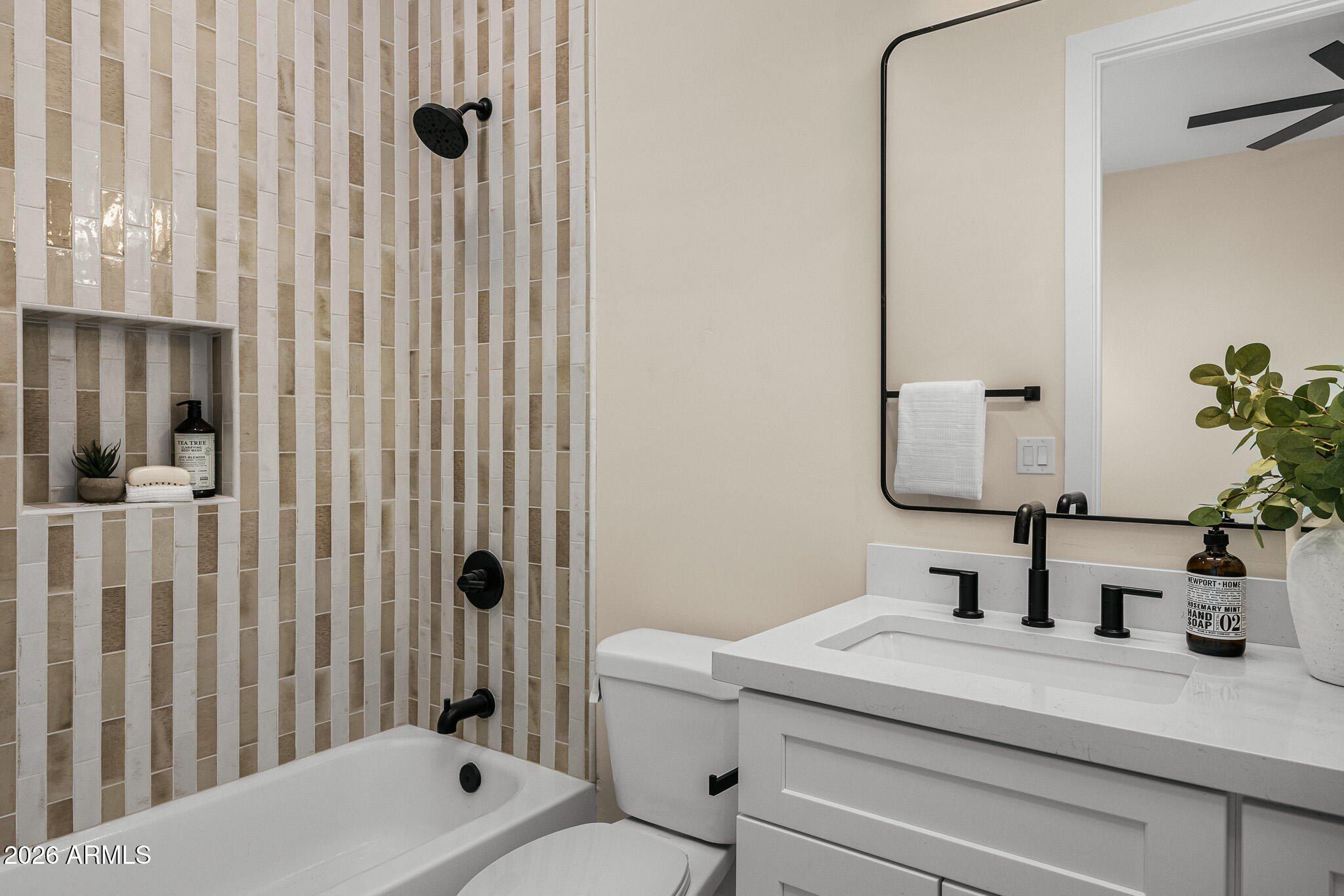 4314 E Glenrosa Avenue. Phoenix, AZ 85018