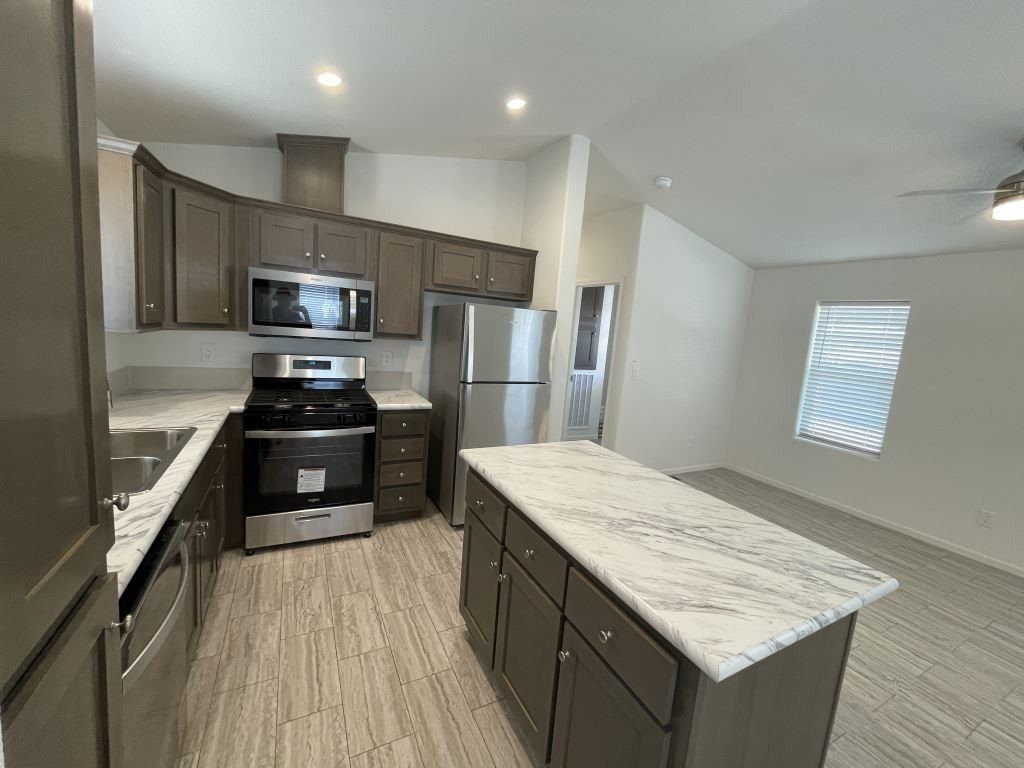 2401 W Southern Ave Lot 393. Tempe, AZ 85282