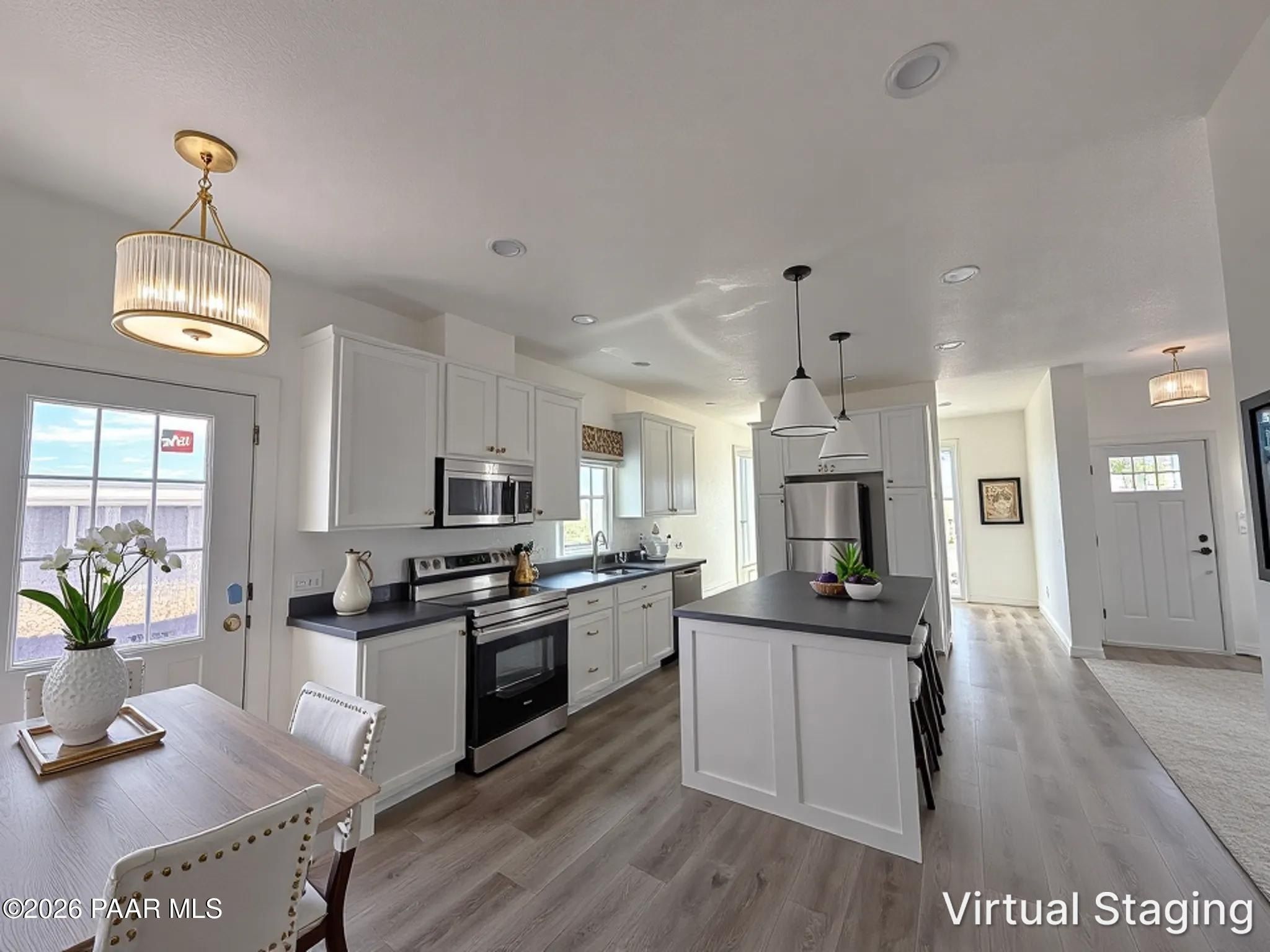 410 Paris Trail. Paulden, AZ 86334