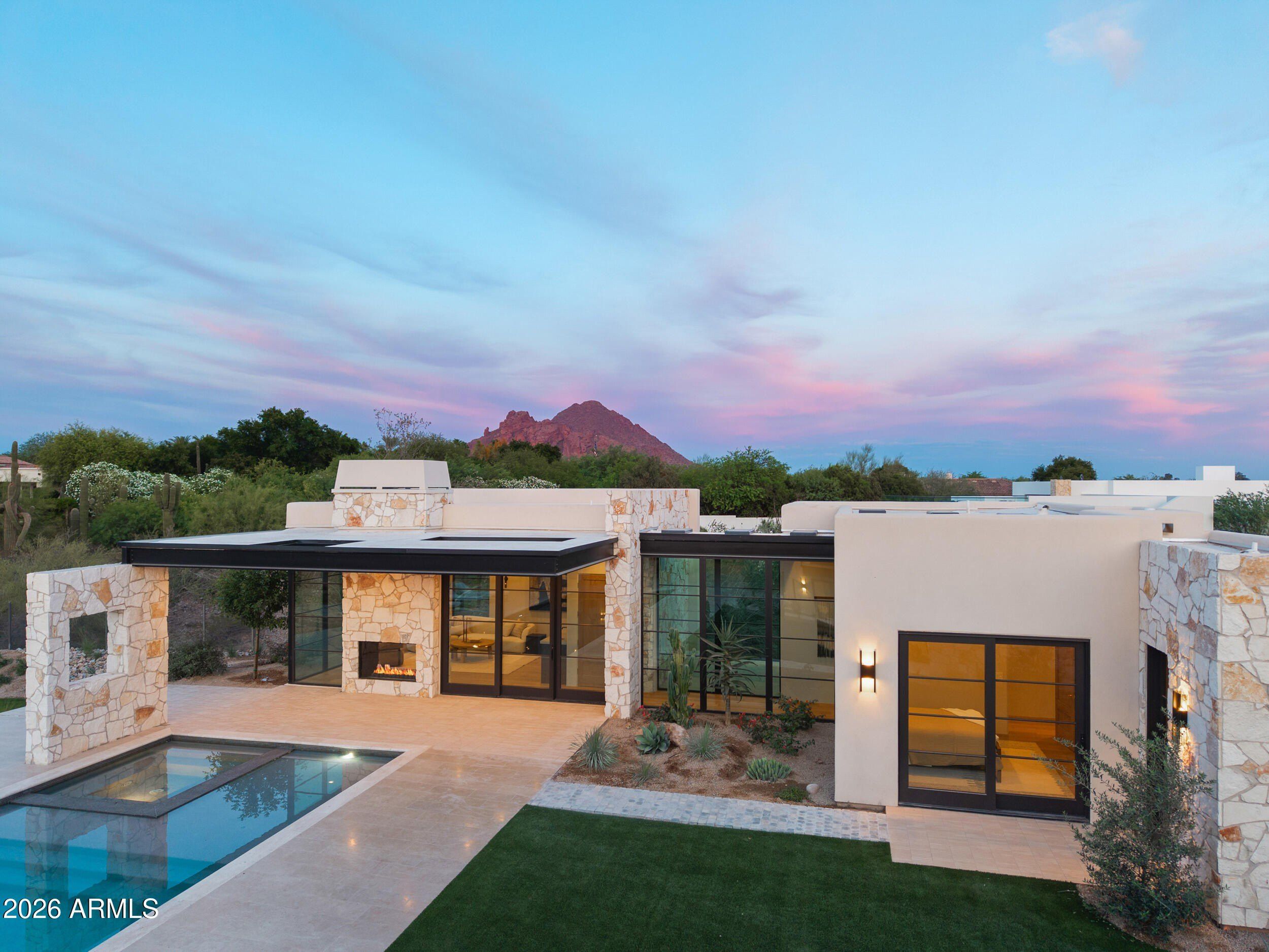 5709 N Harding Drive. Paradise Valley, AZ 85253