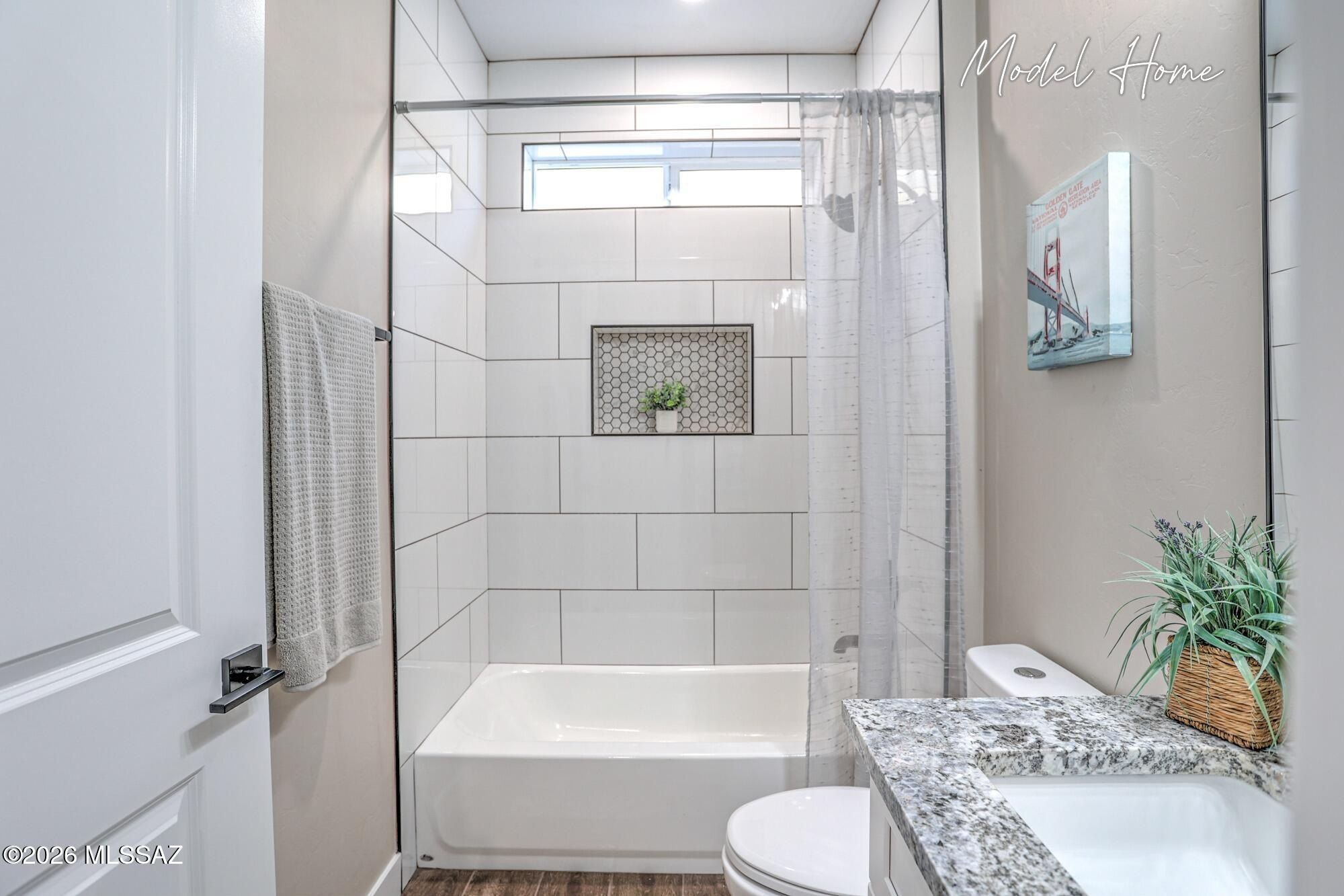257 S Richmond Drive. Vail, AZ 85641
