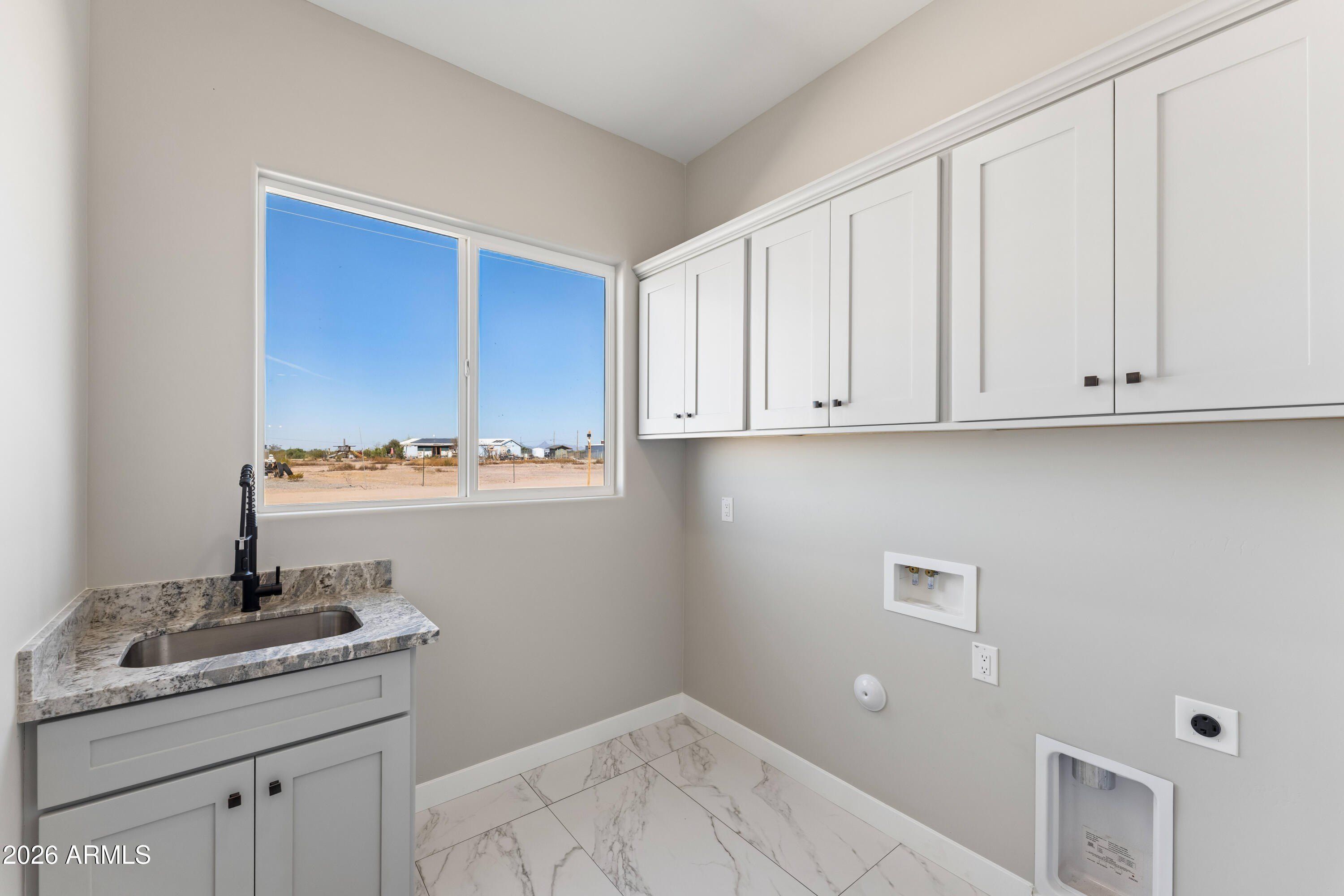 37761 W Montecito Avenue. Tonopah, AZ 85354