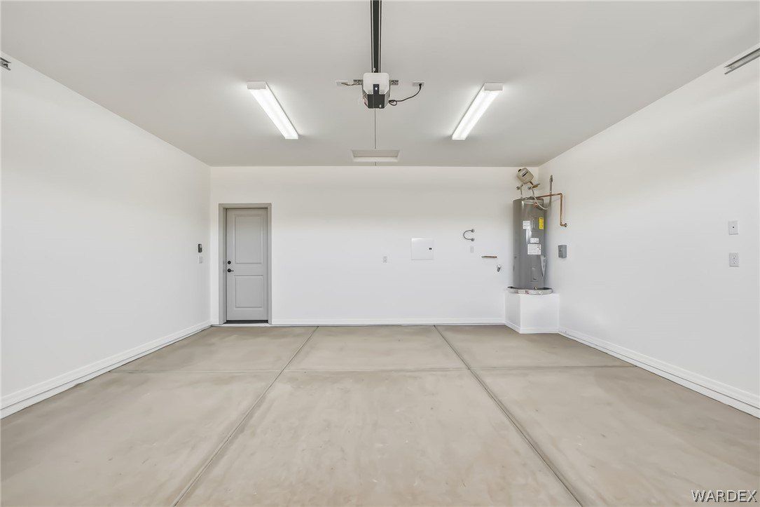 4283 S Los Maderos Drive. Fort Mohave, AZ 86426