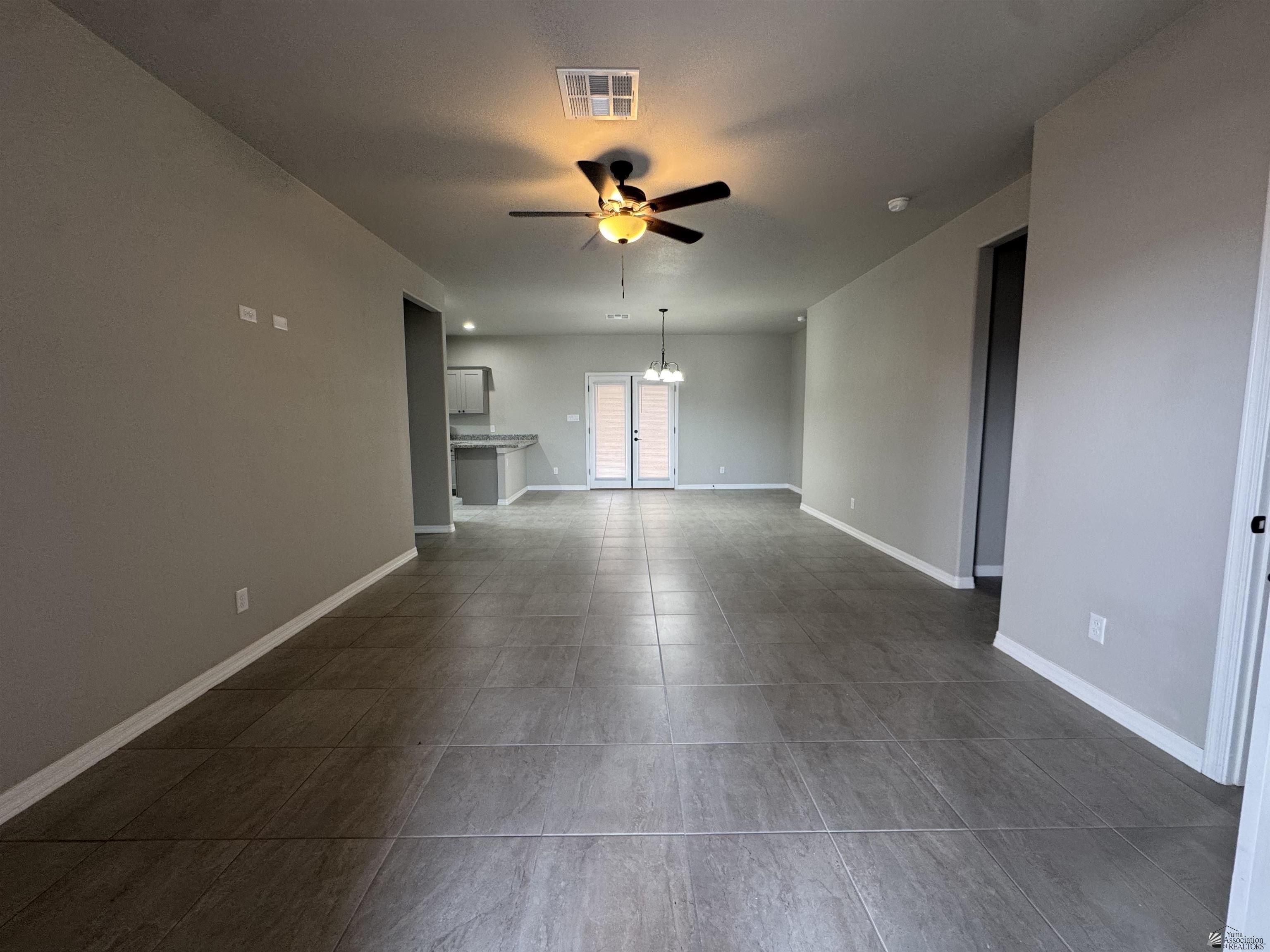 10651 E 45 St. Yuma, AZ 85367