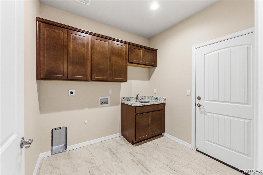 9818 N Cyrus Road. Kingman, AZ 86401
