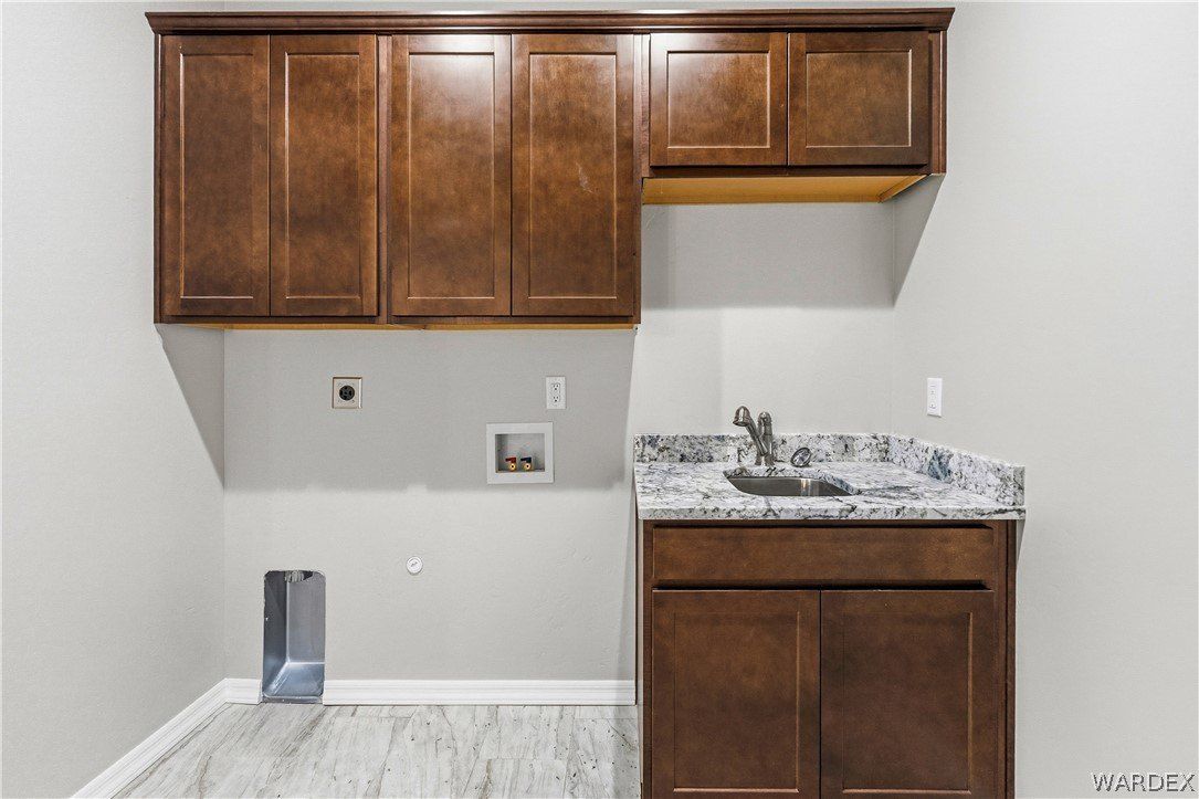 9818 N Cyrus Road. Kingman, AZ 86401