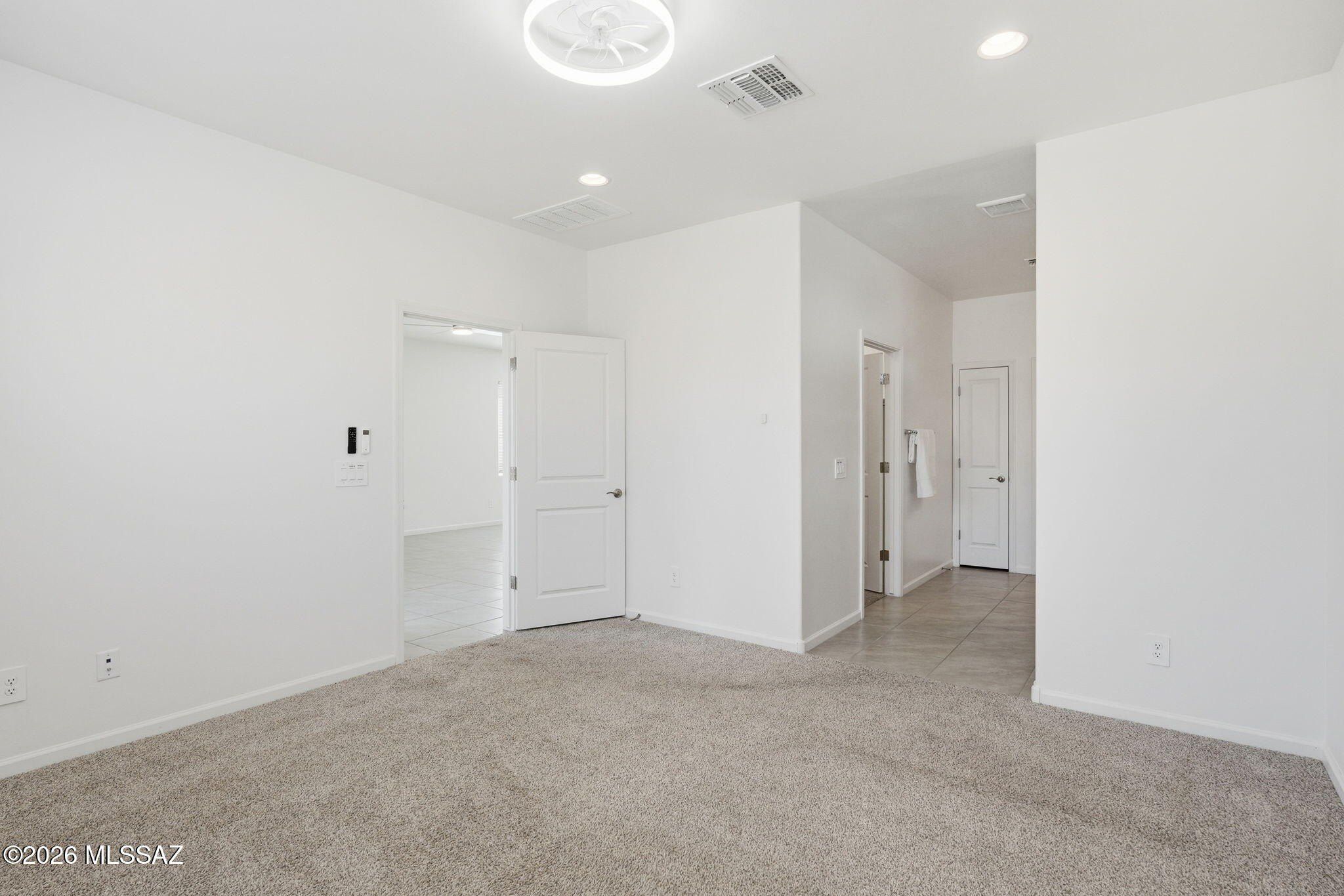 868 W Calle Las Varitas. Sahuarita, AZ 85629