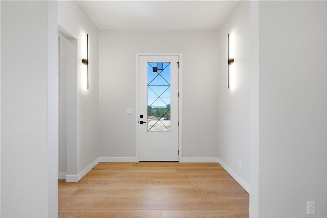 785 W Island Drive. Kingman, AZ 86401