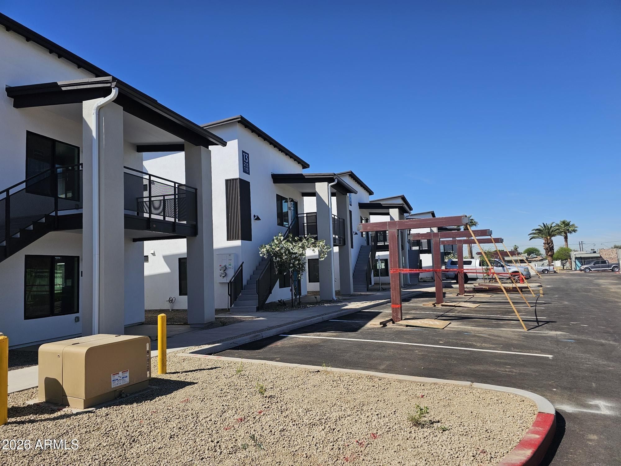 6077 N 60Th Avenue. Glendale, AZ 85301