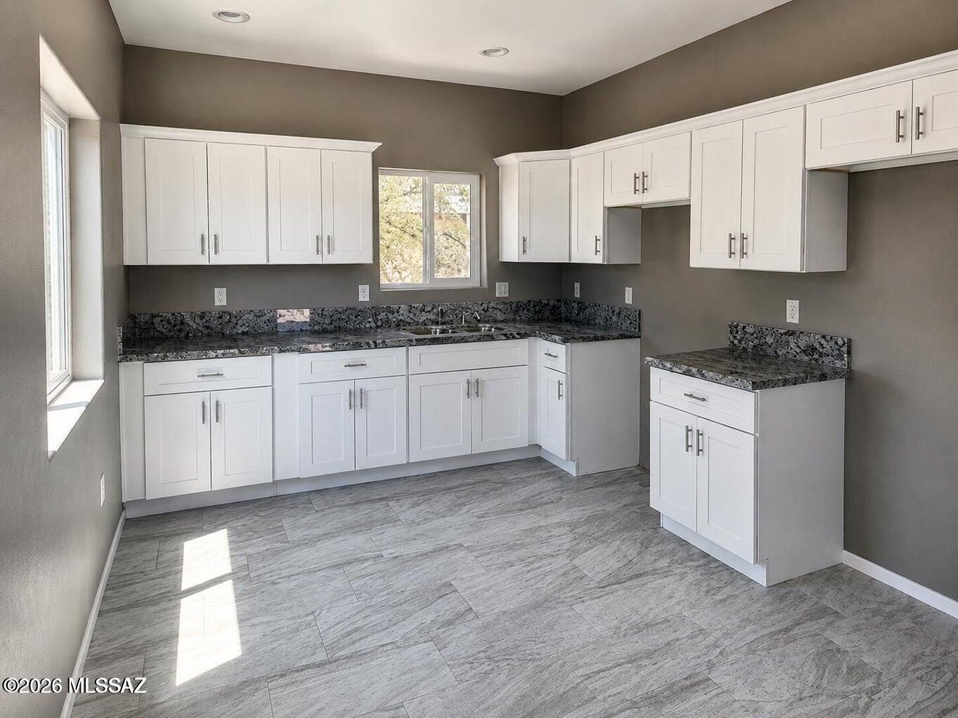 3468 S 9Th Avenue. Tucson, AZ 85713