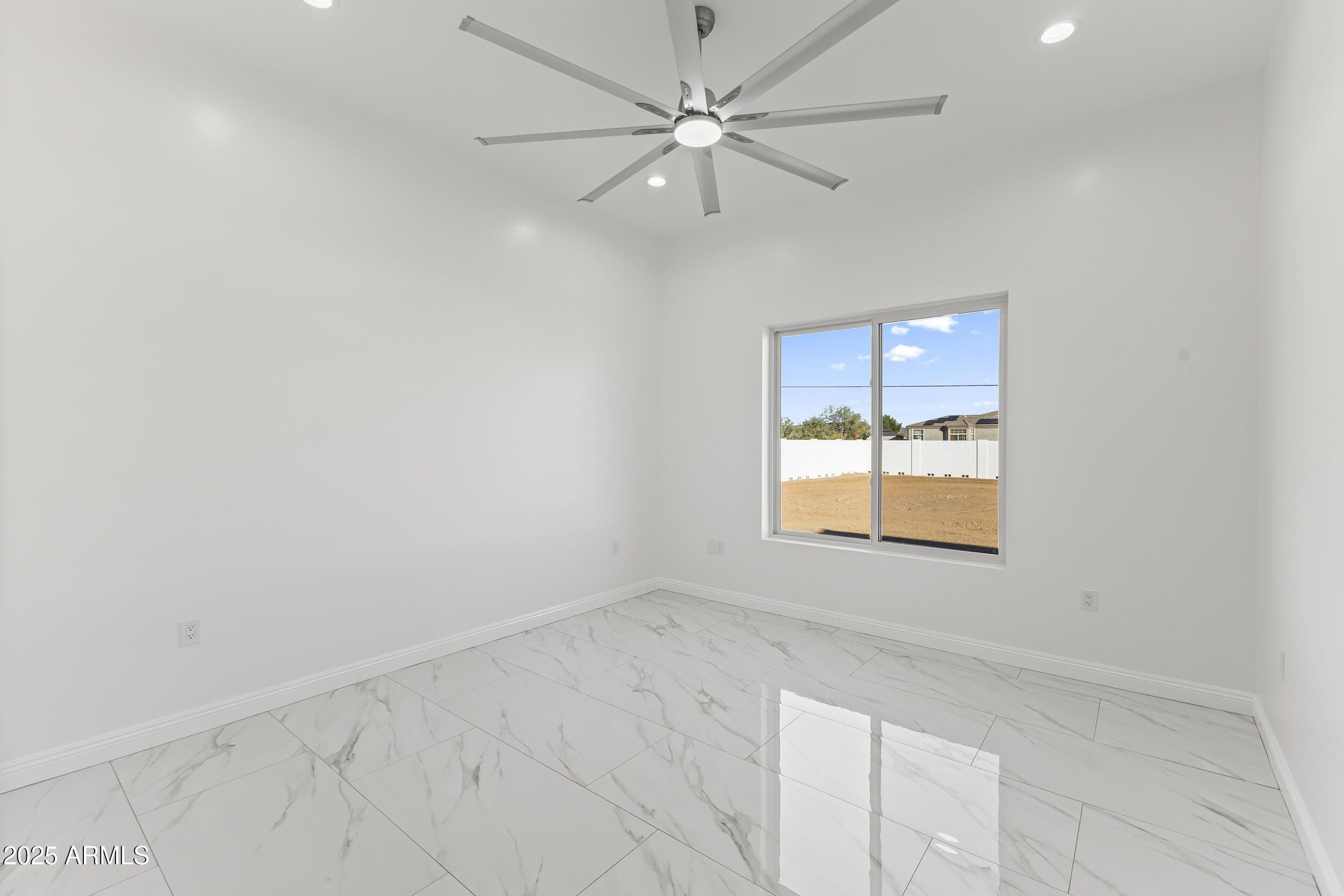 25816 N 155Th Avenue. Surprise, AZ 85387