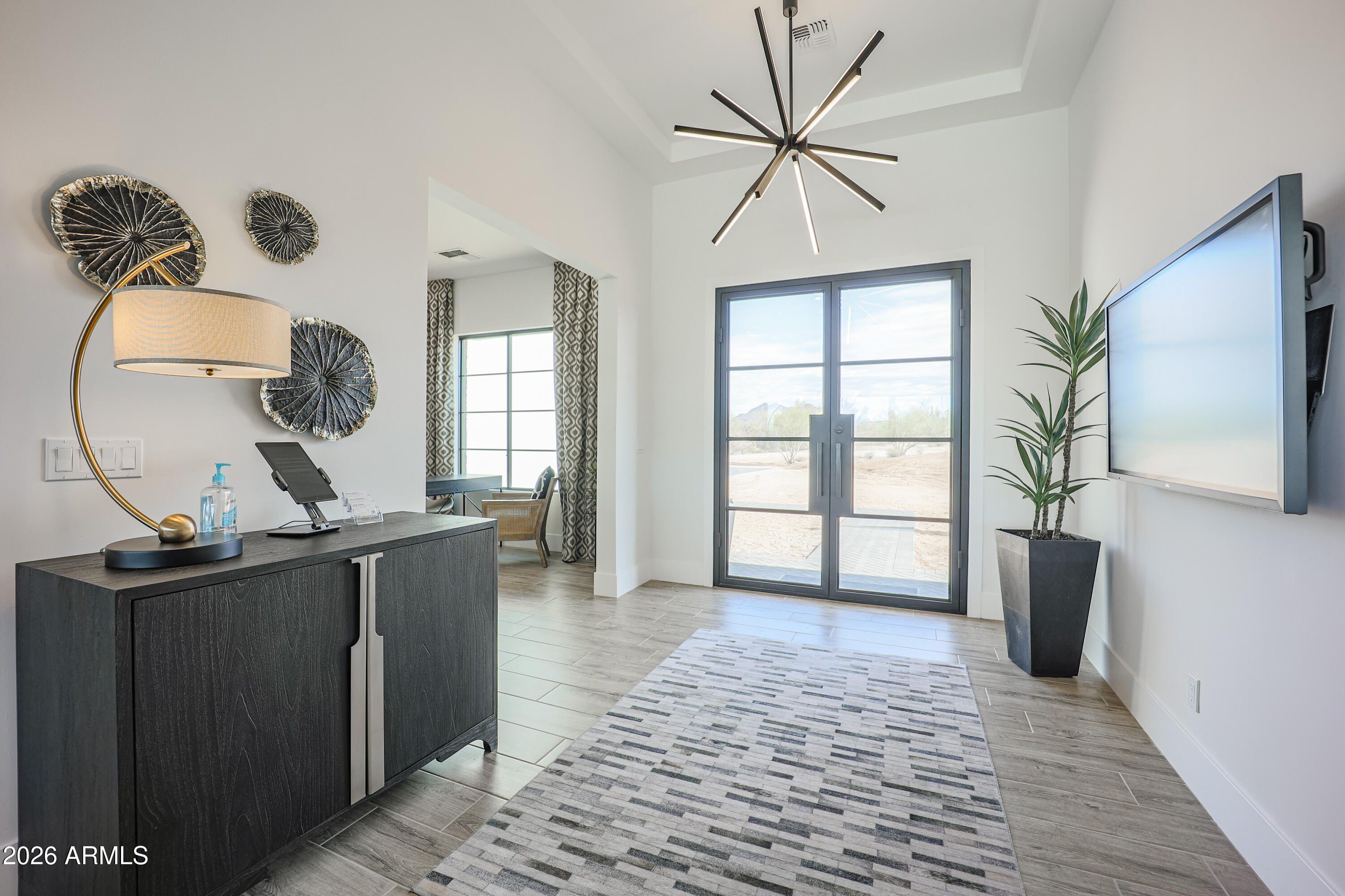 1612 E Creek Canyon Road. Phoenix, AZ 85086