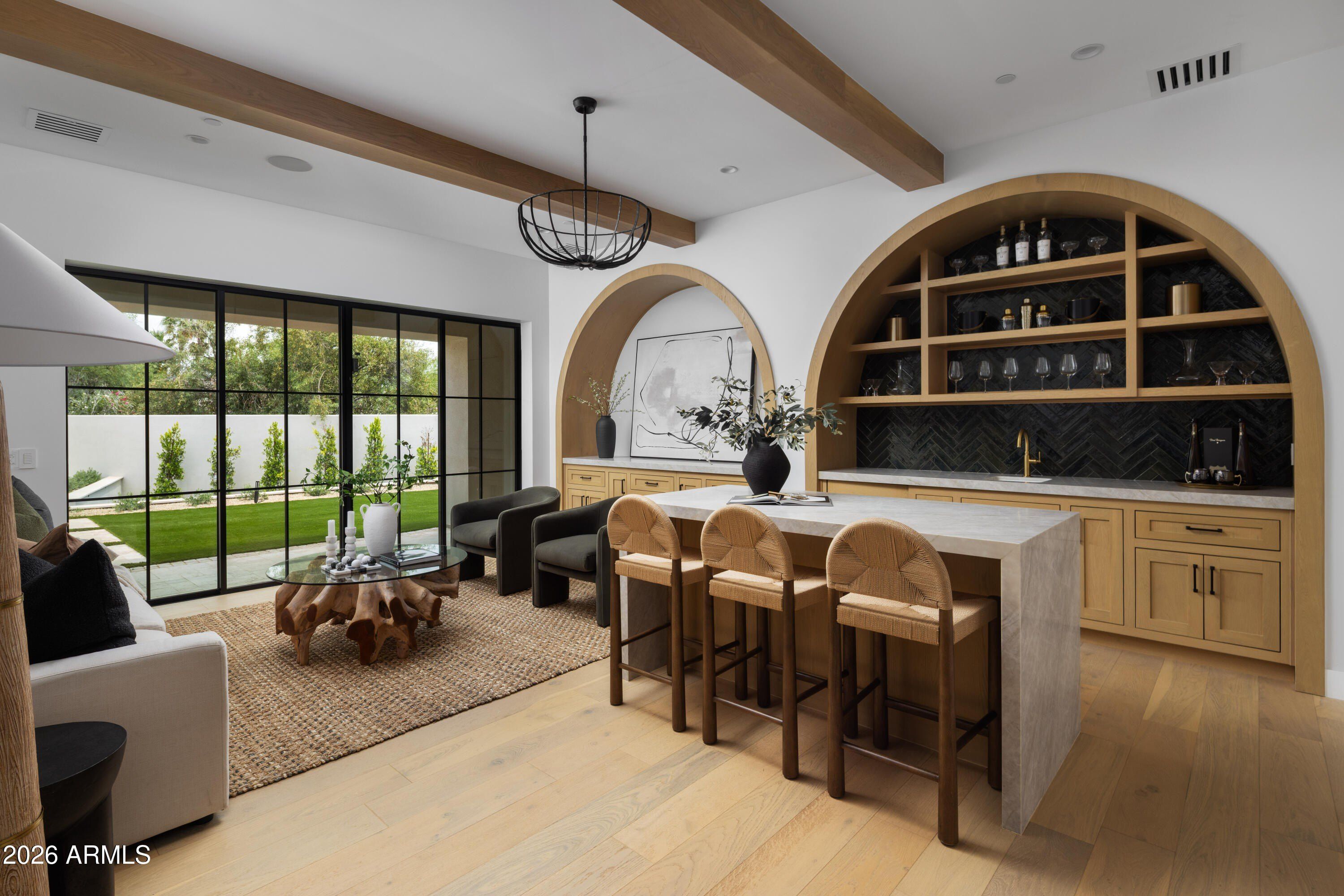 7825 N Invergordon Place. Paradise Valley, AZ 85253