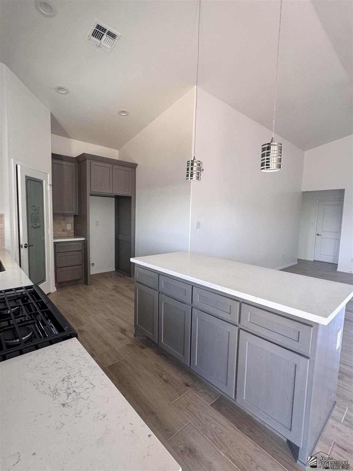 10591 E 46 Ln. Yuma, AZ 85367