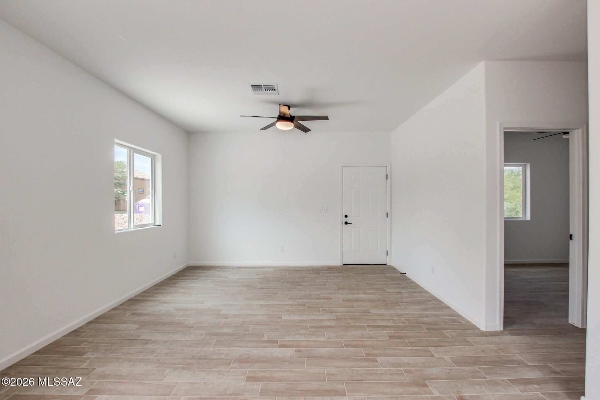 2330 W Diamond Street. Tucson, AZ 85705