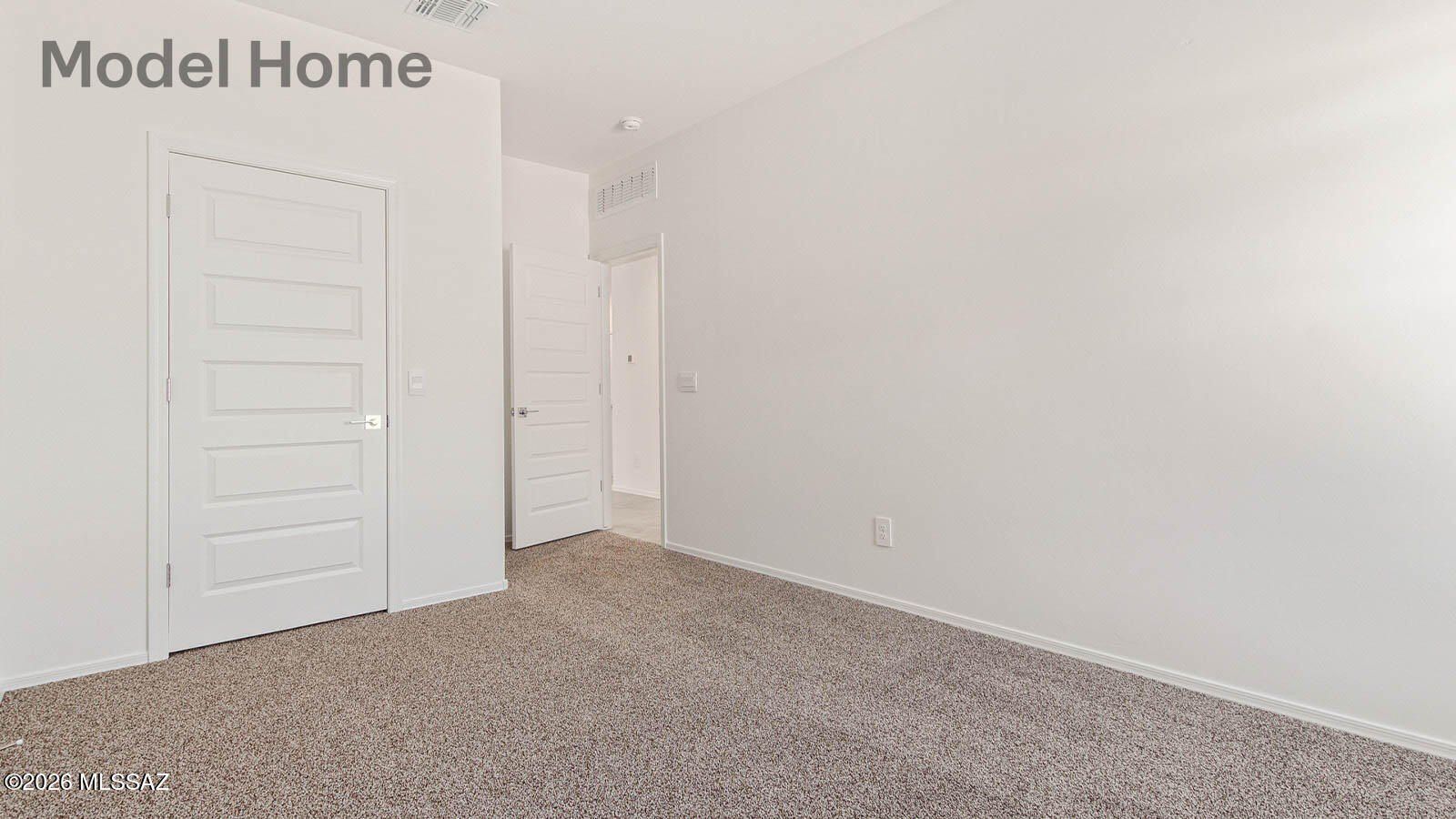 1091 S Nisbet Place. Vail, AZ 85641