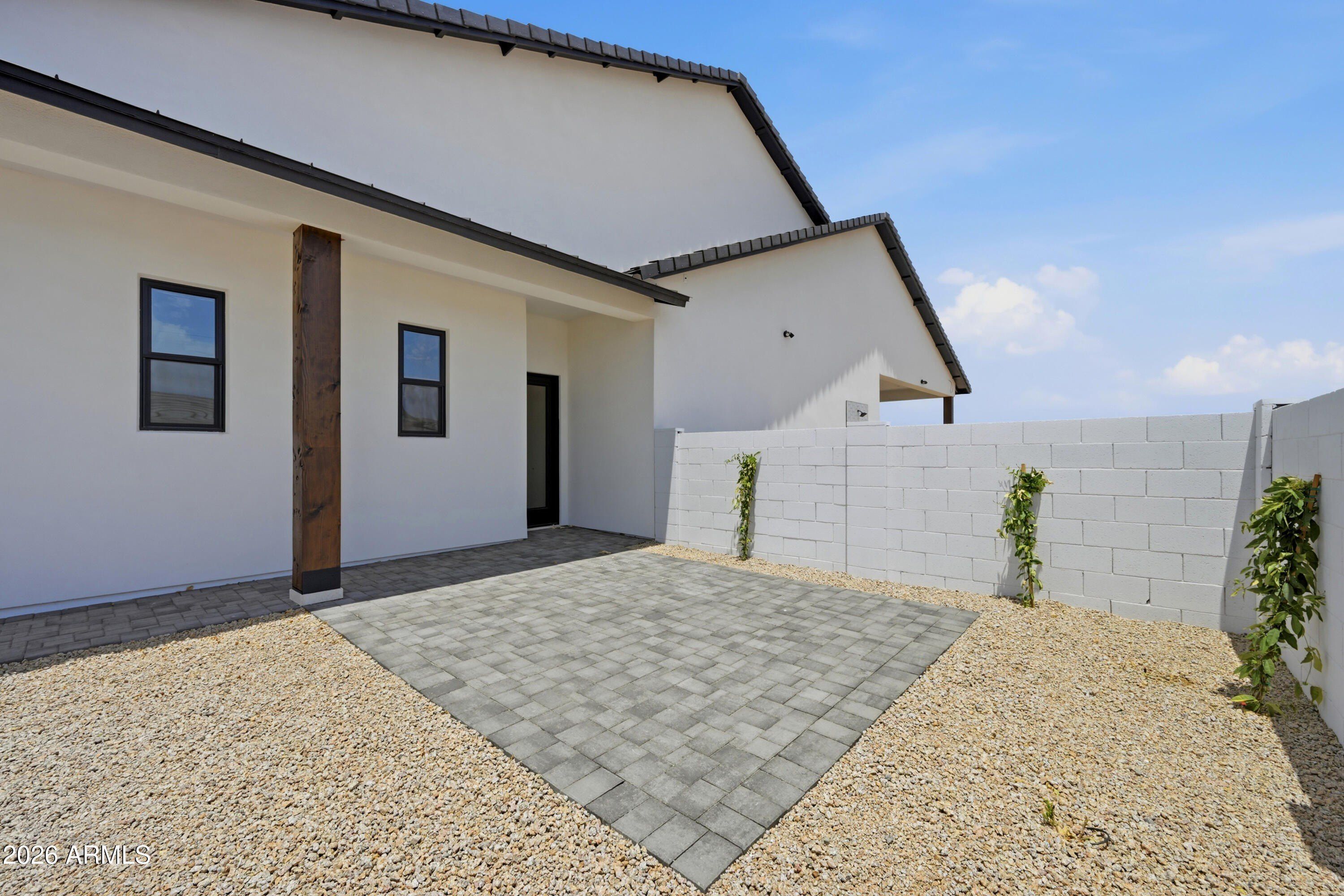 1764 W Lucky Lane. San Tan Valley, AZ 85144