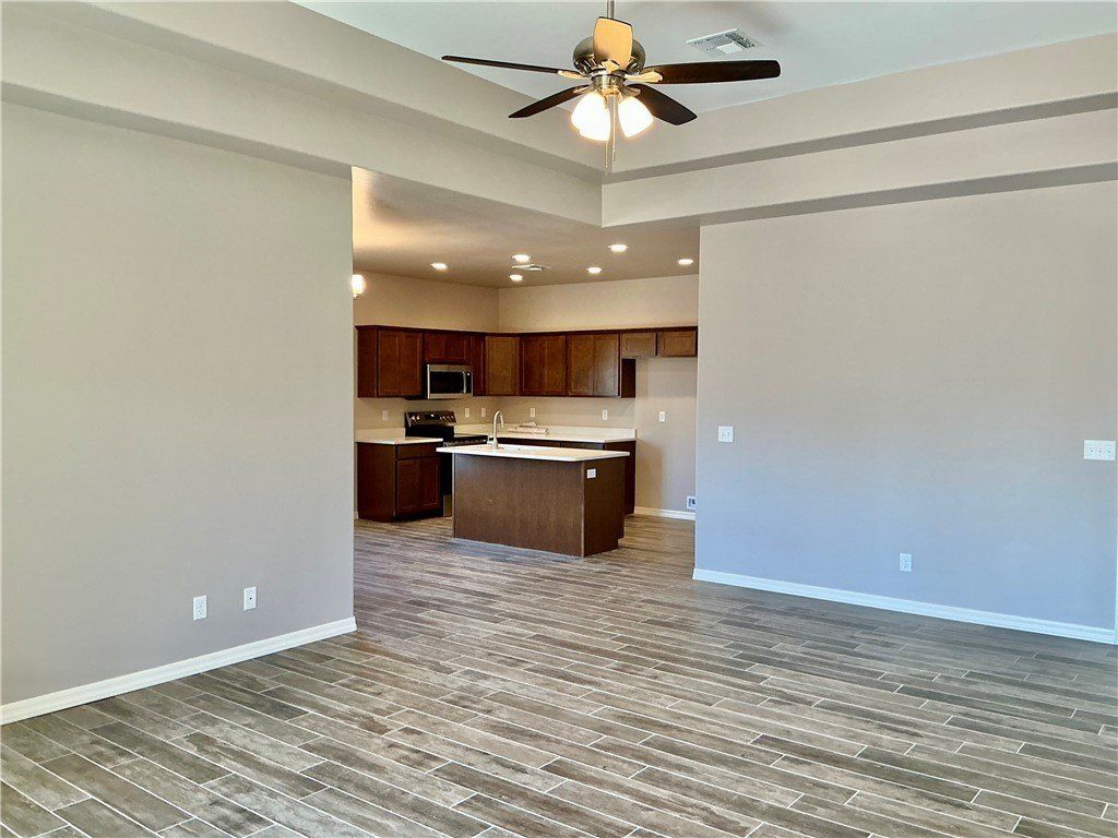 3586 N Pearl. Kingman, AZ 86409