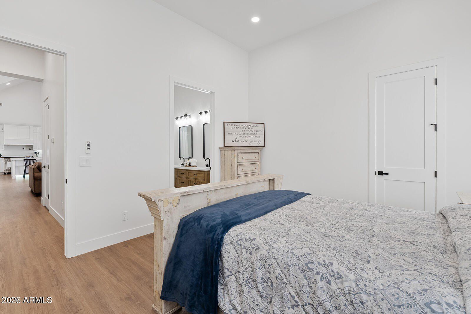 774 W Silverdale Road. San Tan Valley, AZ 85143