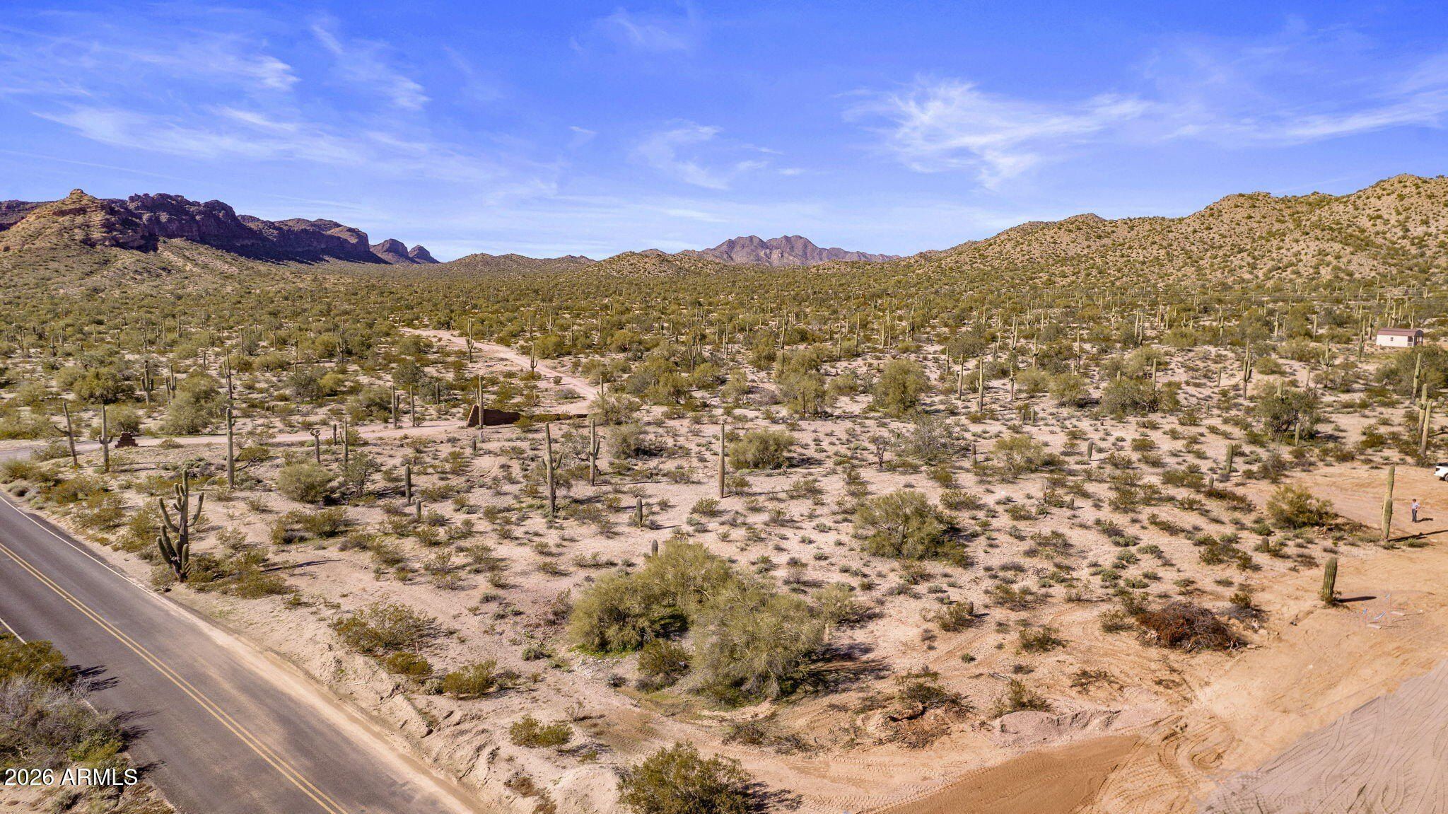 28450 N Bison Lane. Queen Creek, AZ 85144