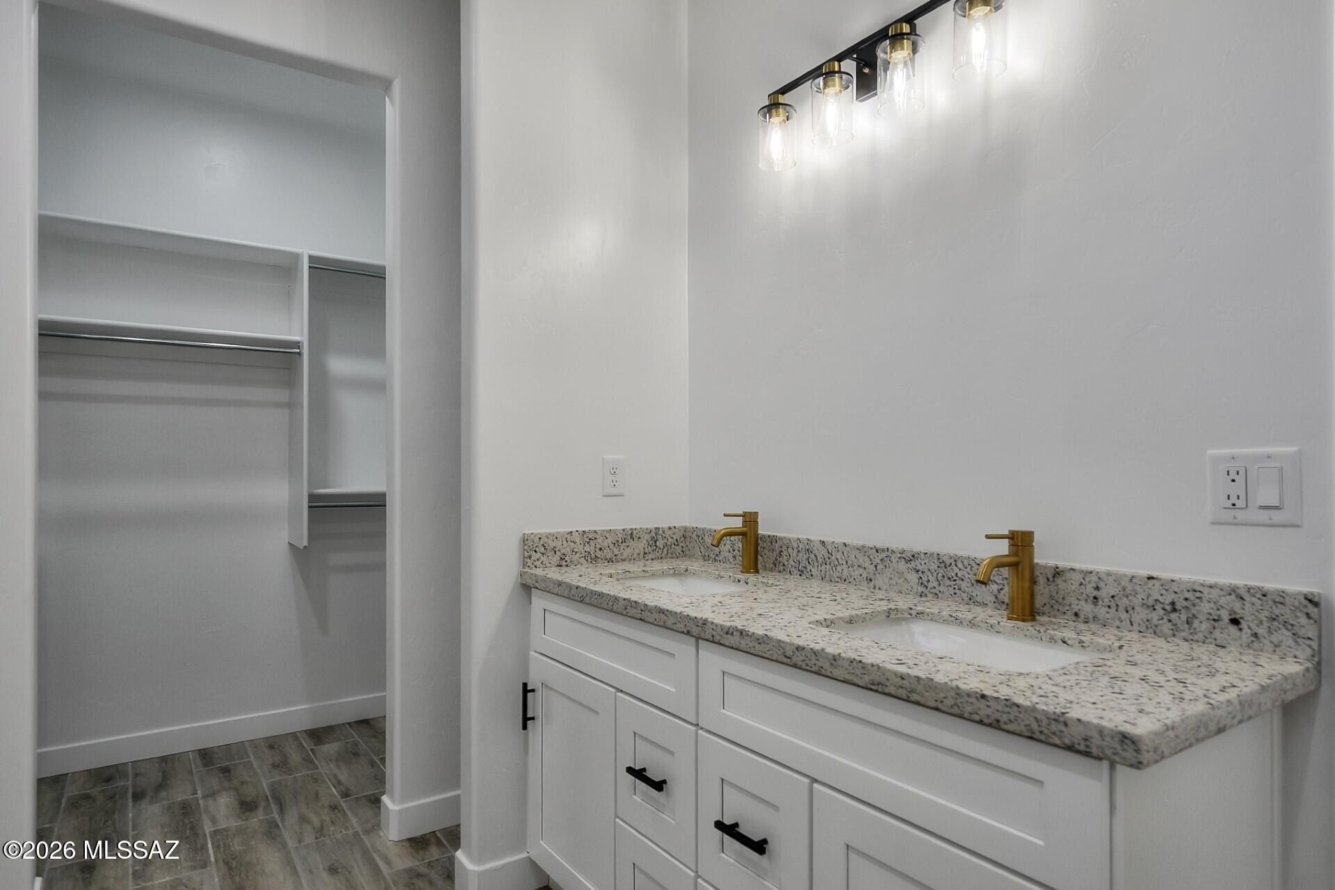 1783 Alamos Court. Rio Rico, AZ 85648
