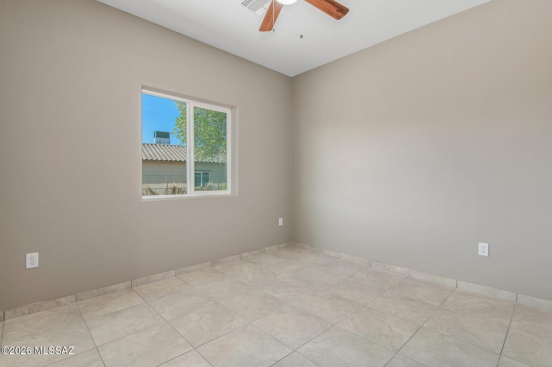 1520 E 27Th Street. Tucson, AZ 85713