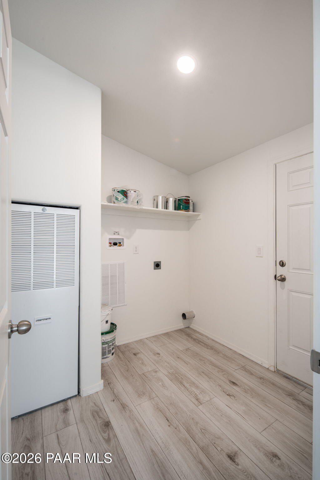 20921 E Park View Lane. Cordes Lakes, AZ 86333