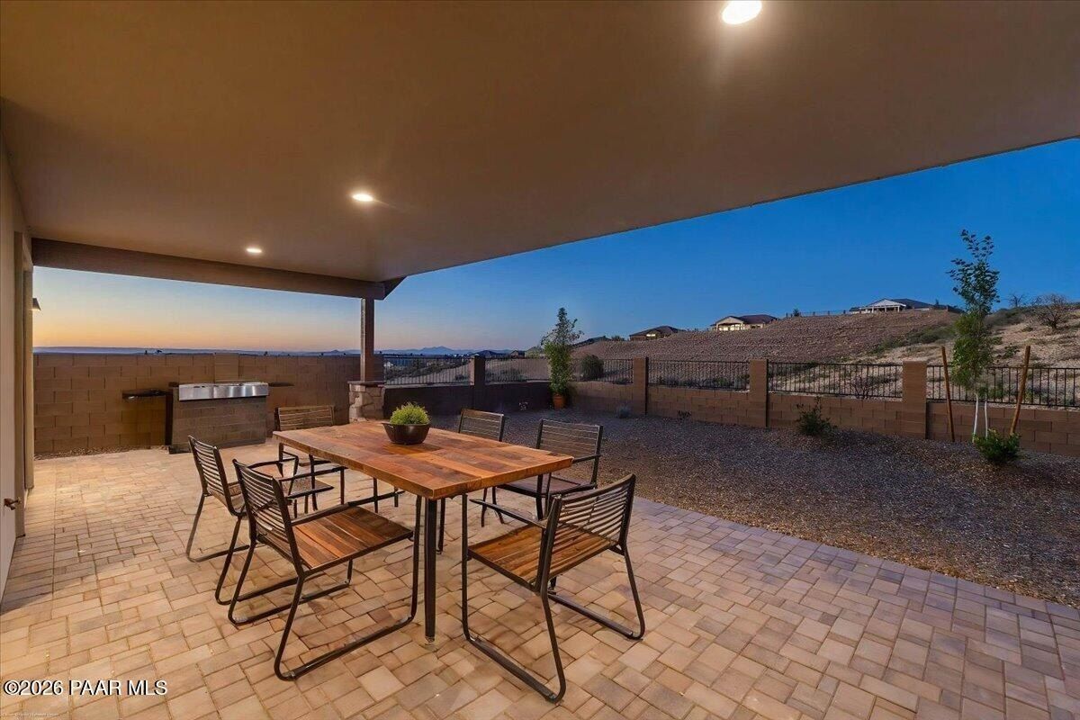 5225 High Cliff Way. Prescott, AZ 86301