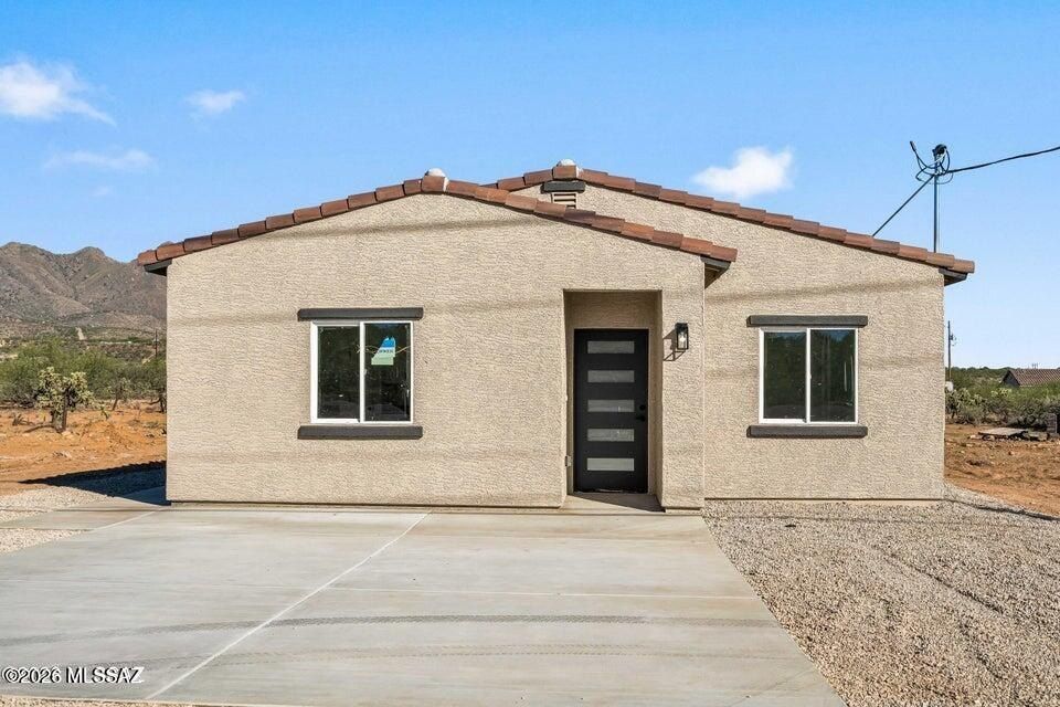 1902 Circulo Mexicali. Rio Rico, AZ 85648