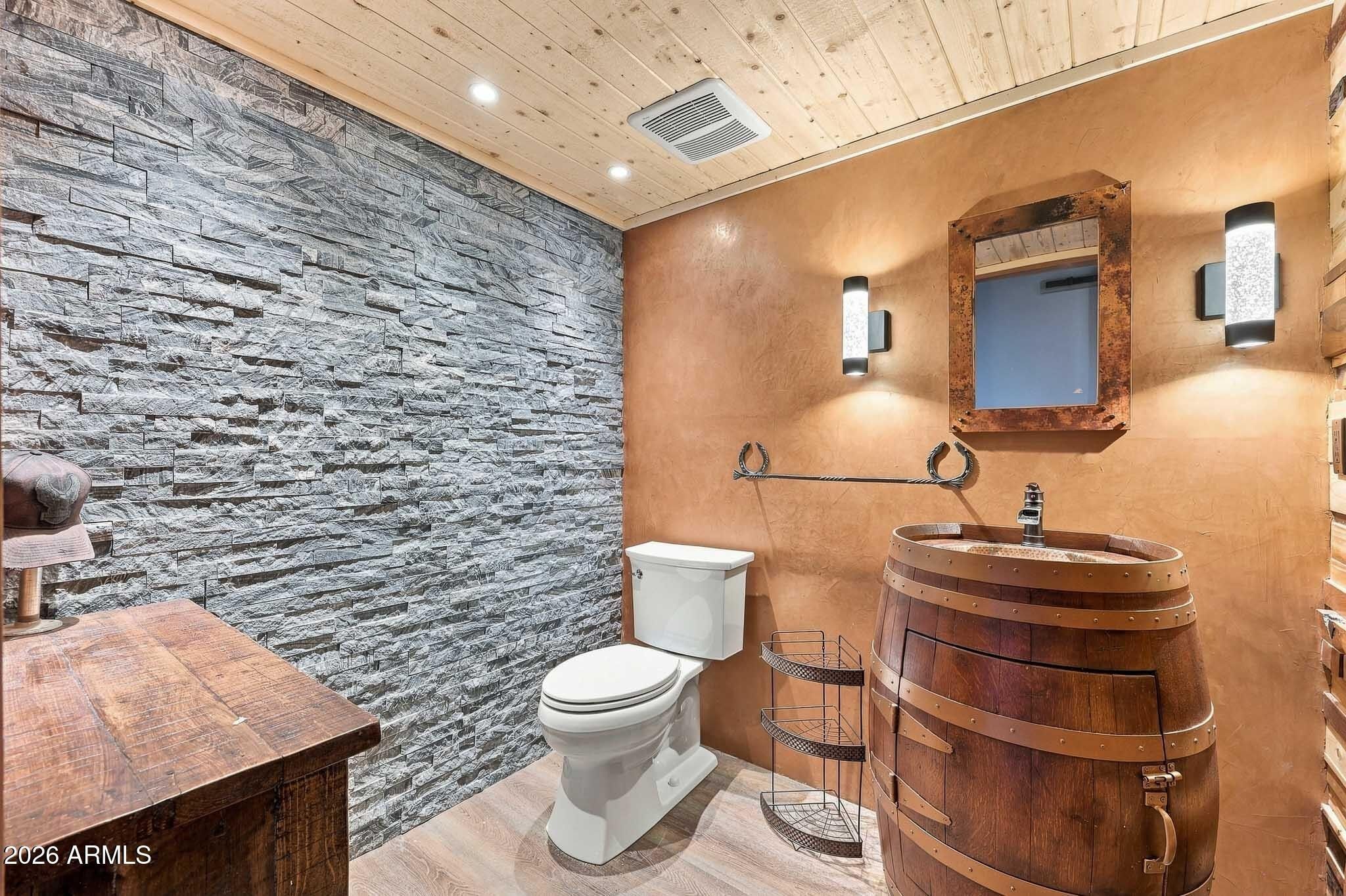 2315 Stanley Steamer Drive. Sedona, AZ 86336