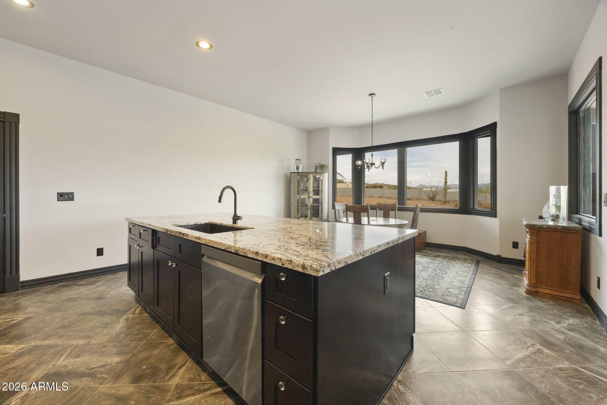 1008 W Honda Bow Road. Phoenix, AZ 85086